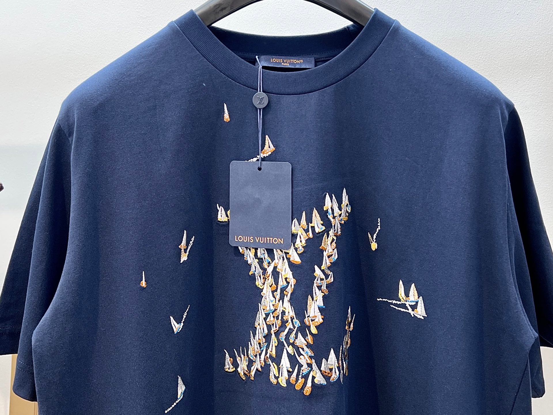 LuxluxHouse Best Quality Clothes T-shirt Louis Vuitton