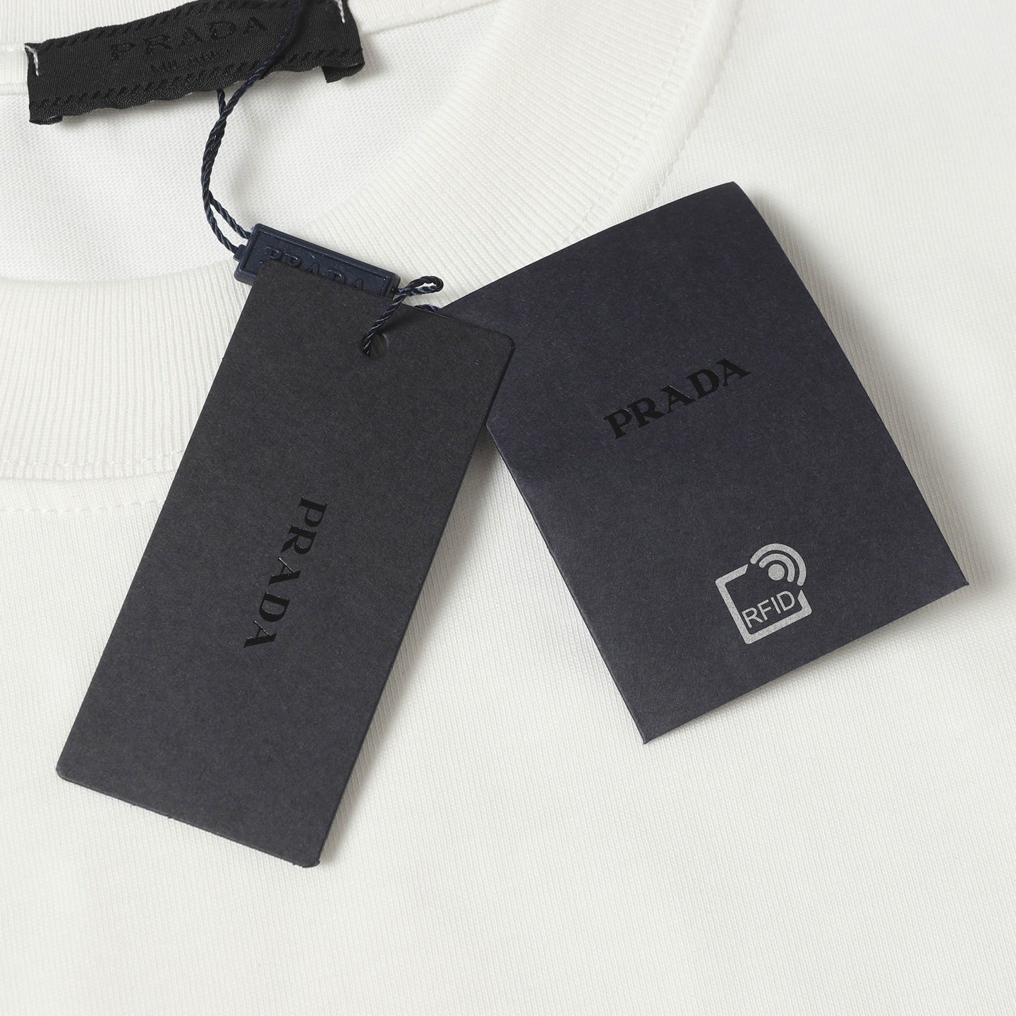 LuxluxHouse Best Quality Clothes T-shirt Prada