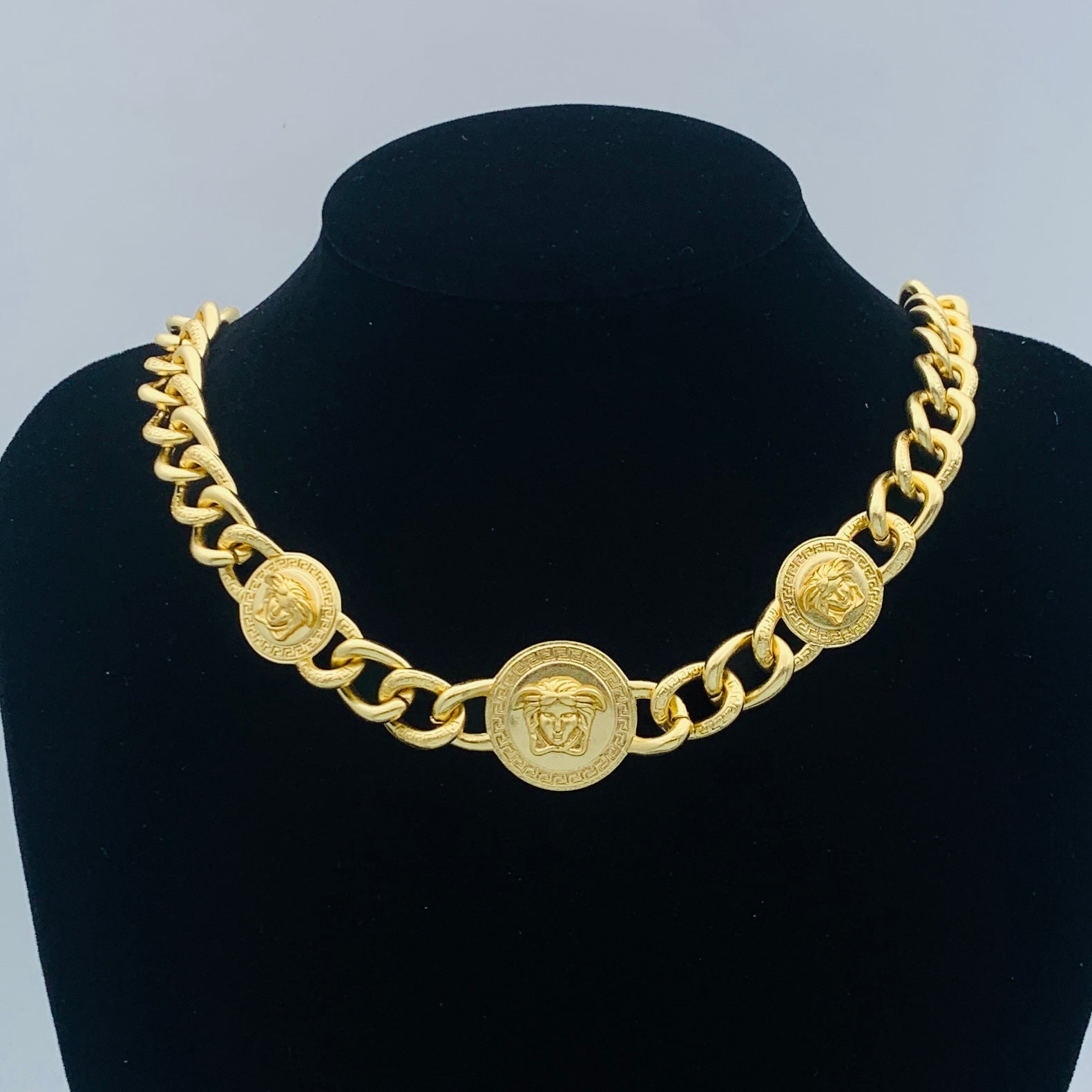 LuxluxHouse Low Price And High Quality Accessories Versace