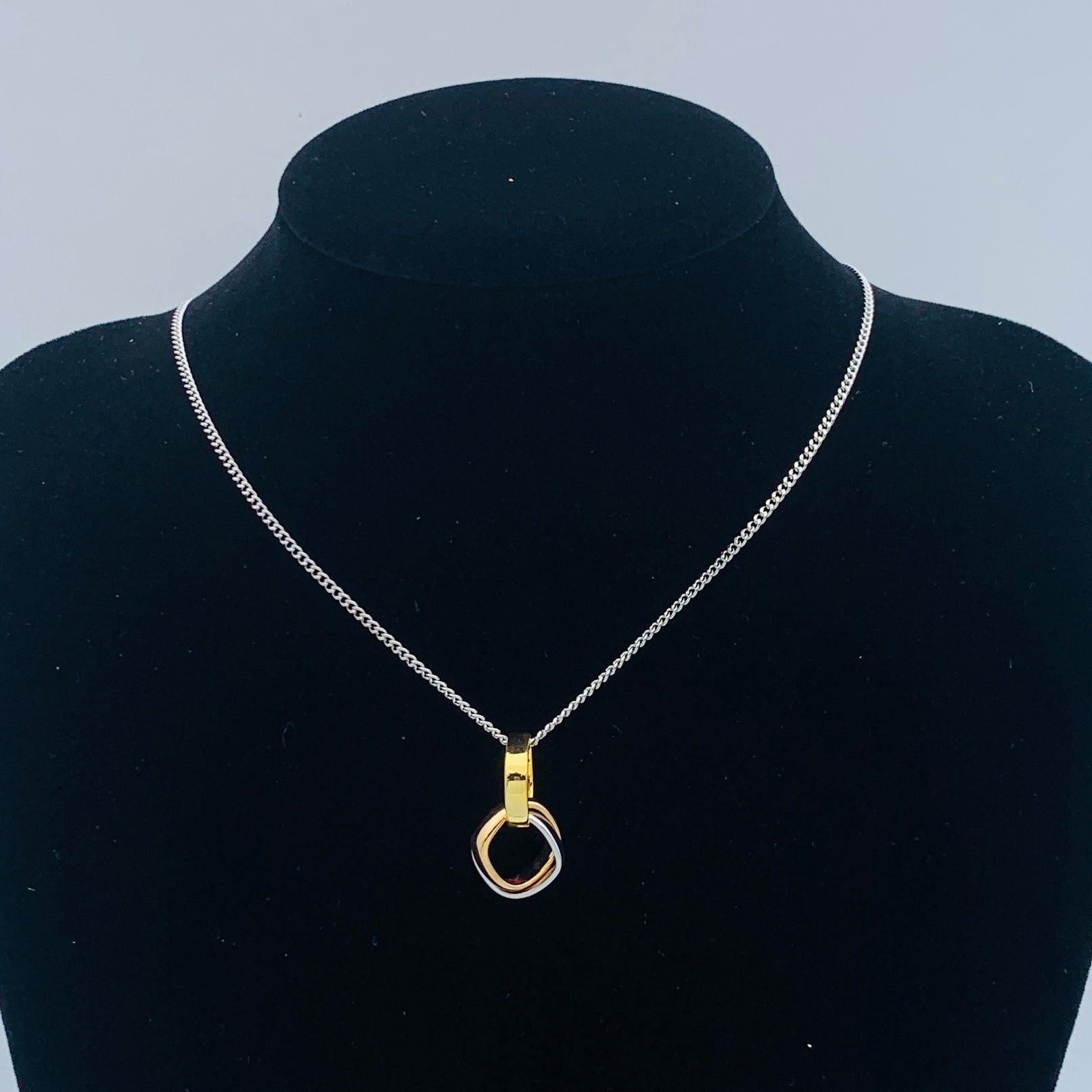 LuxluxHouse Low Price And High Quality Accessories Cartier