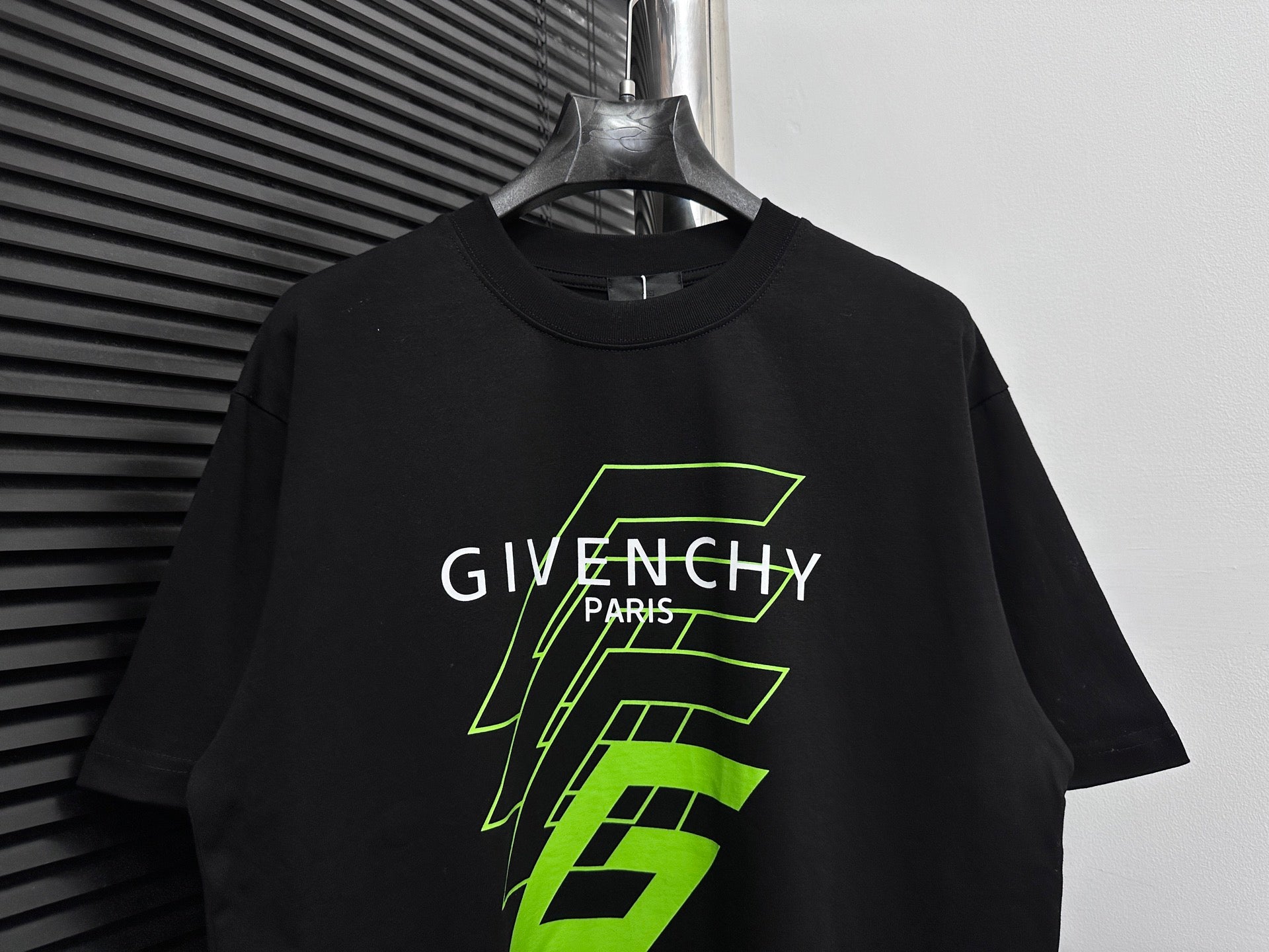 LuxluxHouse Best Quality Clothes Givenchy T-shirt