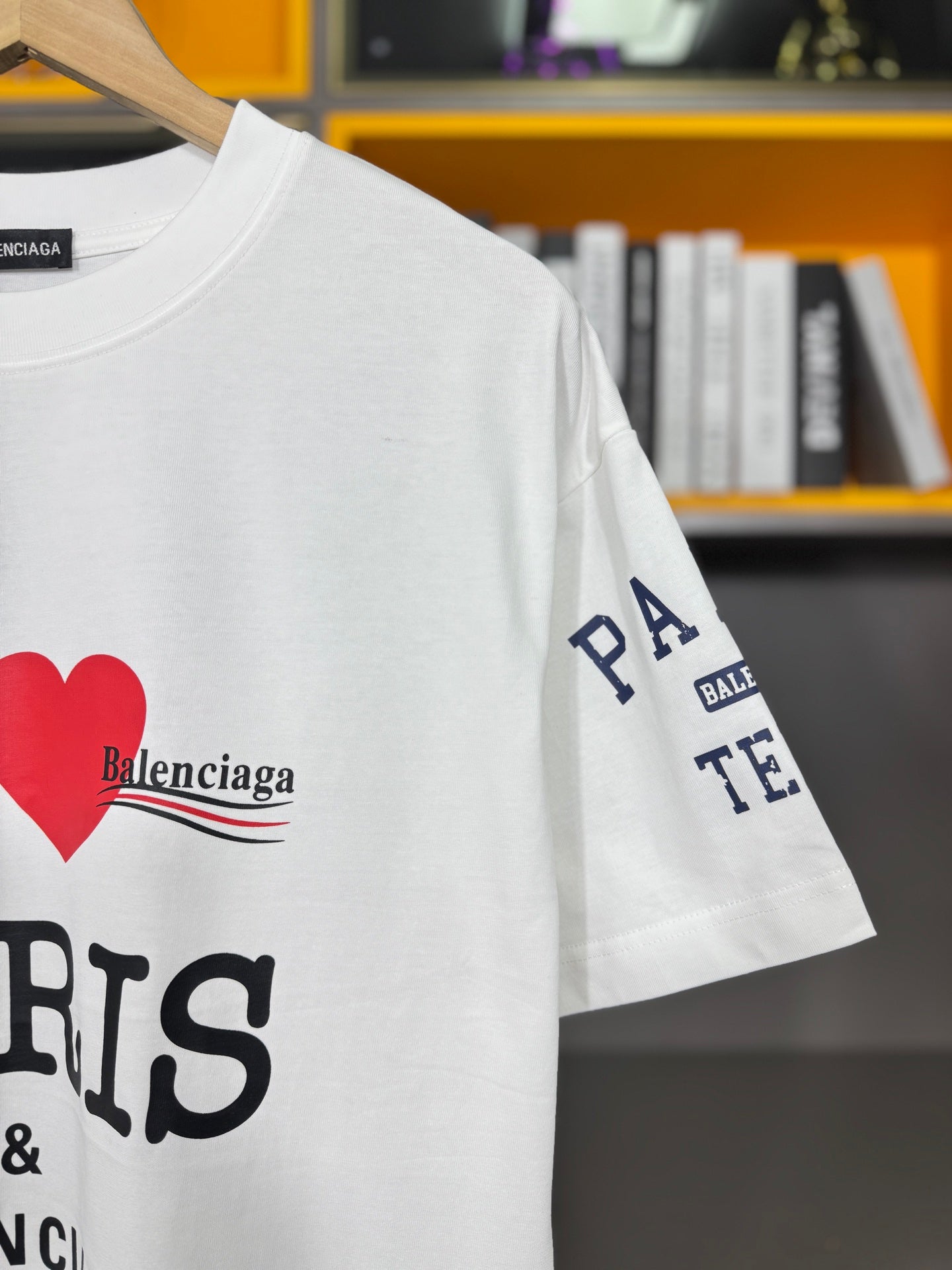 LuxluxHouse Best Quality Clothes Balenciaga T-shirt