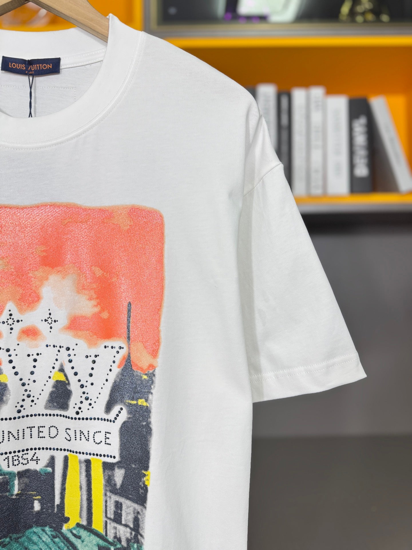 LuxluxHouse Best Quality Clothes T-shirt Louis Vuitton