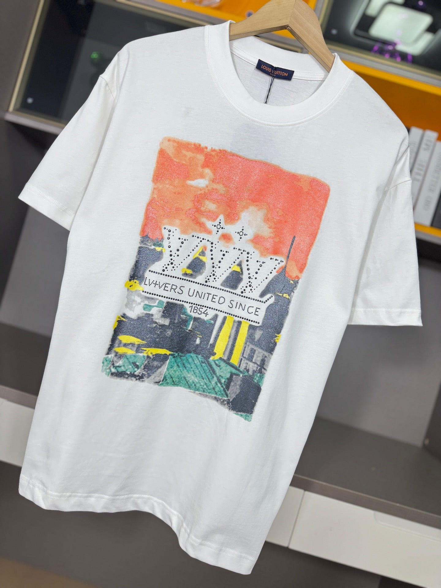 LuxluxHouse Best Quality Clothes T-shirt Louis Vuitton