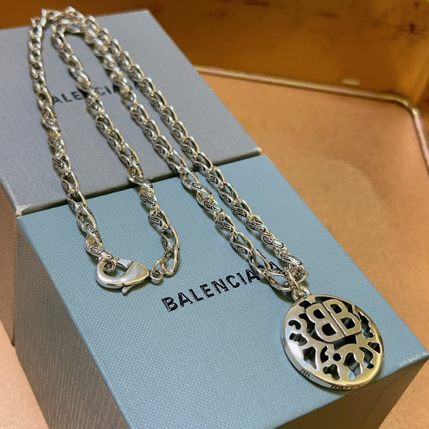 LuxluxHouse Best Quality Accessories Necklace Balenciaga