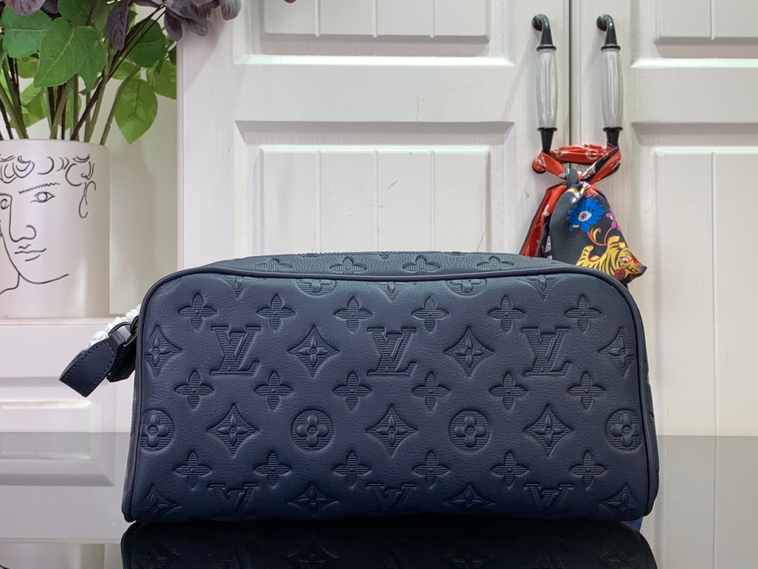 LuxluxHouse Best Quality Bags Louis Vuitton Women Men