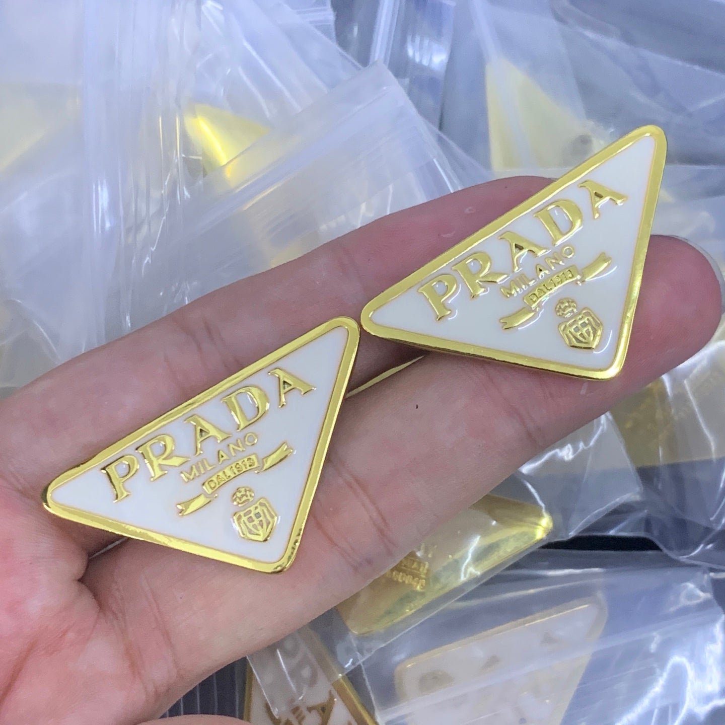 LuxluxHouse Low Price And High Quality Accessories Prada