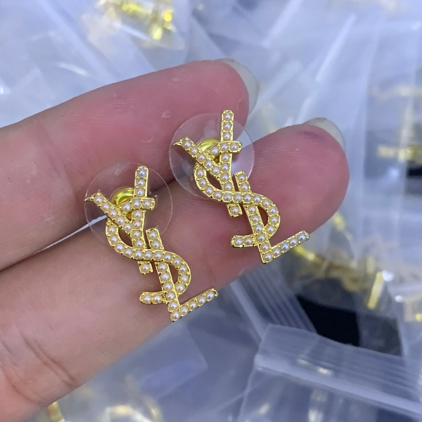 LuxluxHouse Low Price And High Quality Accessories YSL