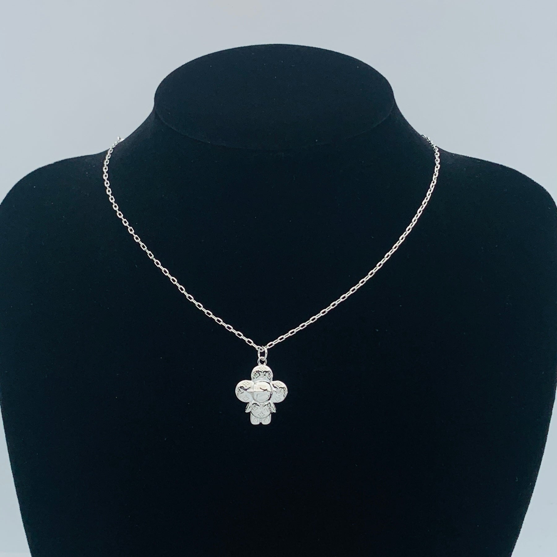 LuxluxHouse Low Price And High Quality Accessories Louis Vuitton