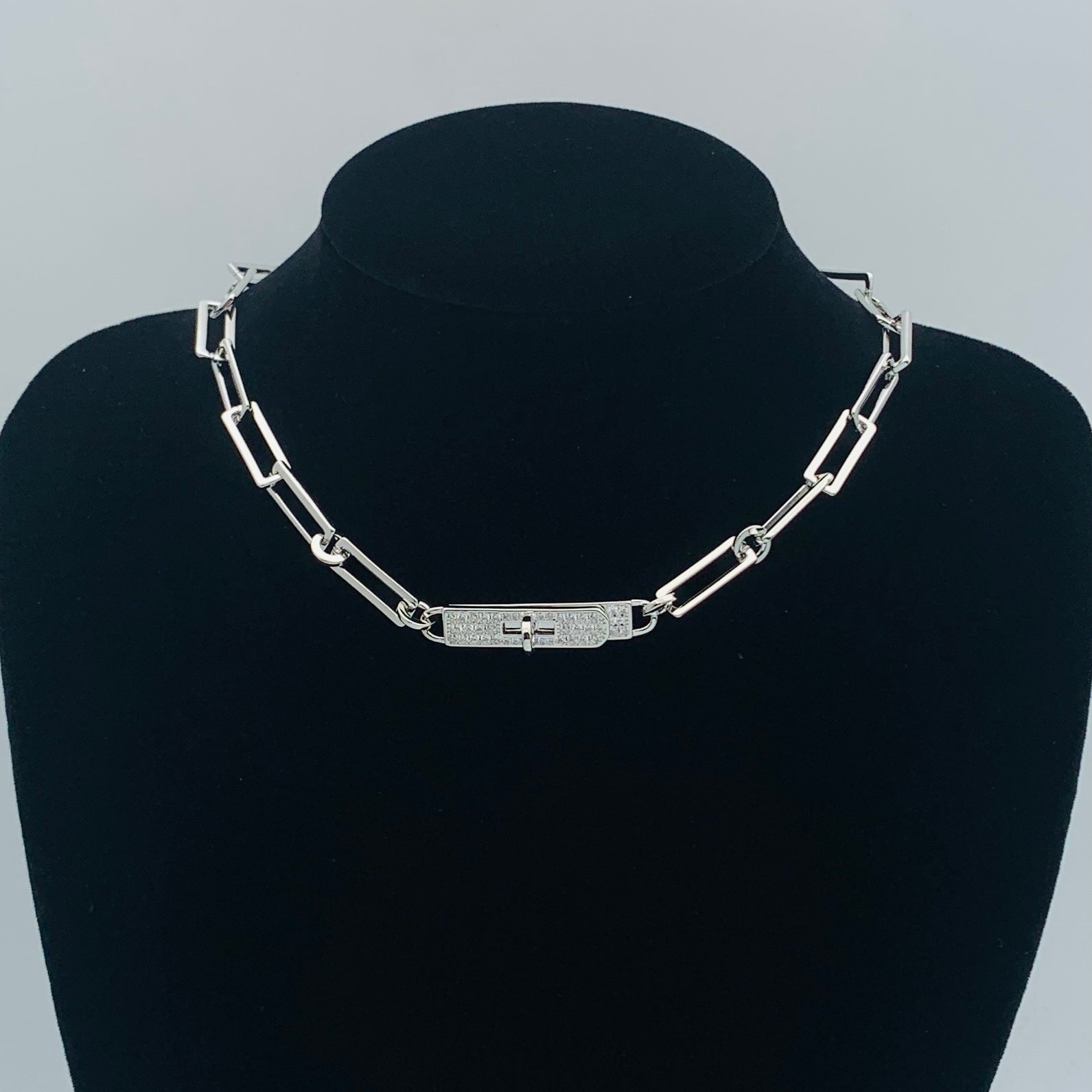 LuxluxHouse Low Price And High Quality Accessories Hermes