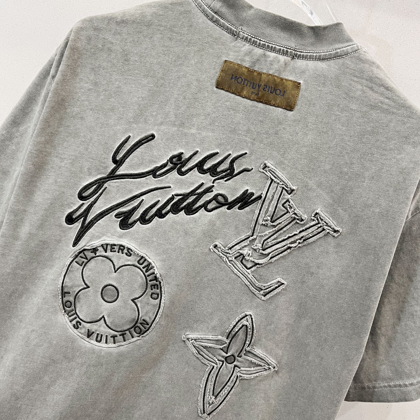LuxluxHouse Best Quality Clothes T-shirt Louis Vuitton