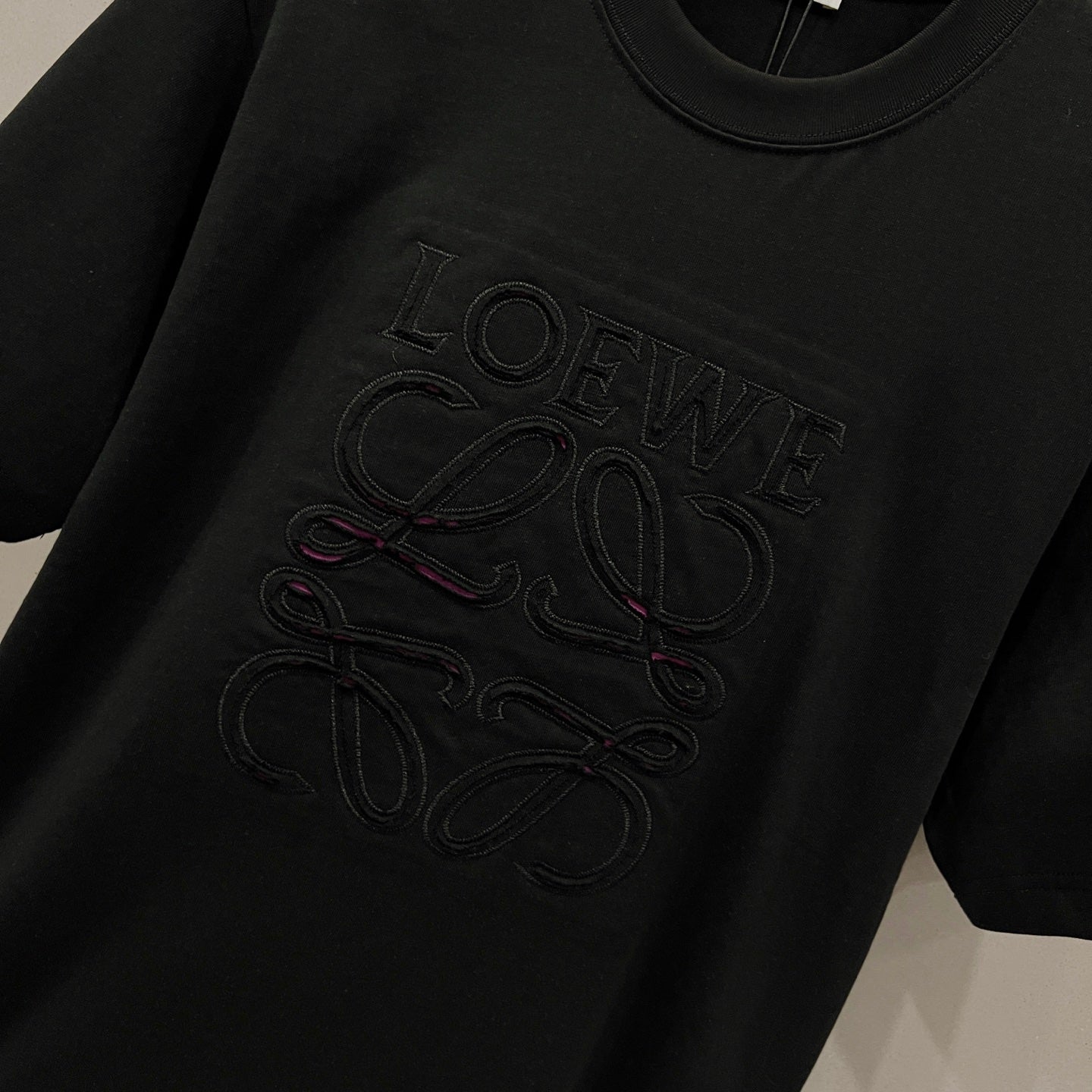 LuxluxHouse Best Quality Clothes T-shirt Loewe