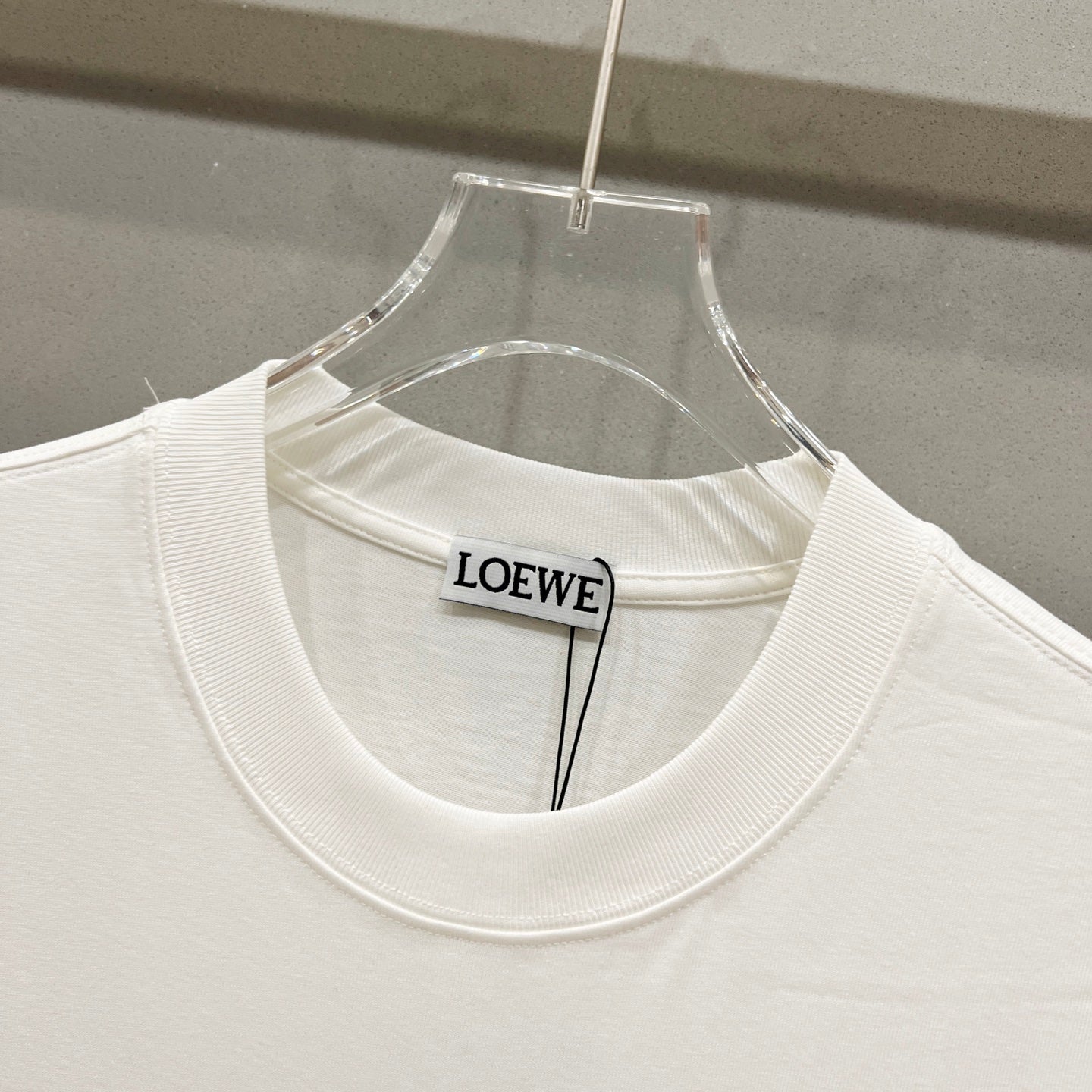 LuxluxHouse Best Quality Clothes T-shirt Loewe