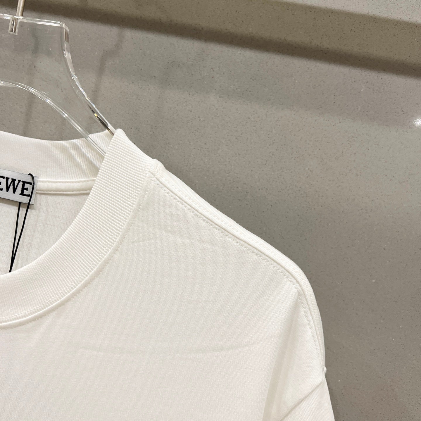 LuxluxHouse Best Quality Clothes T-shirt Loewe