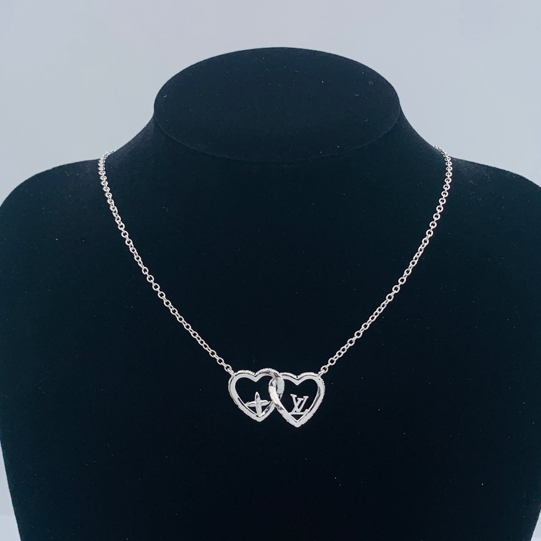 LuxluxHouse Low Price And High Quality Accessories Louis Vuitton