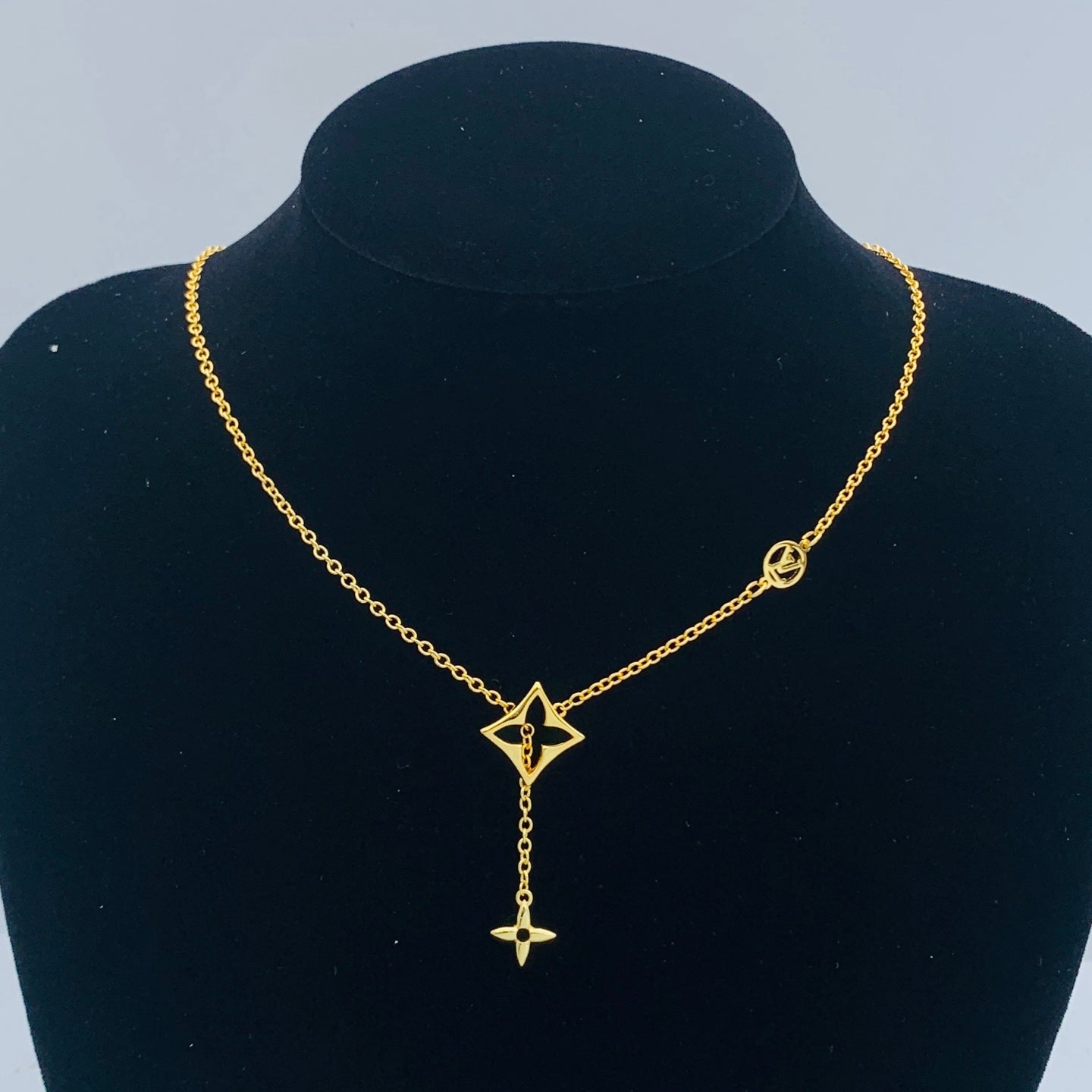 LuxluxHouse Low Price And High Quality Accessories Louis Vuitton