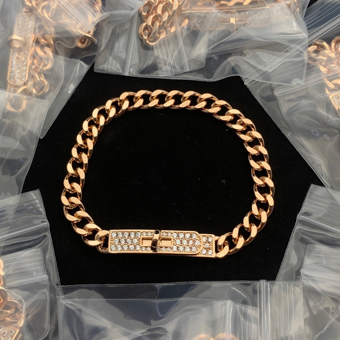 LuxluxHouse Low Price And High Quality Accessories Hermes