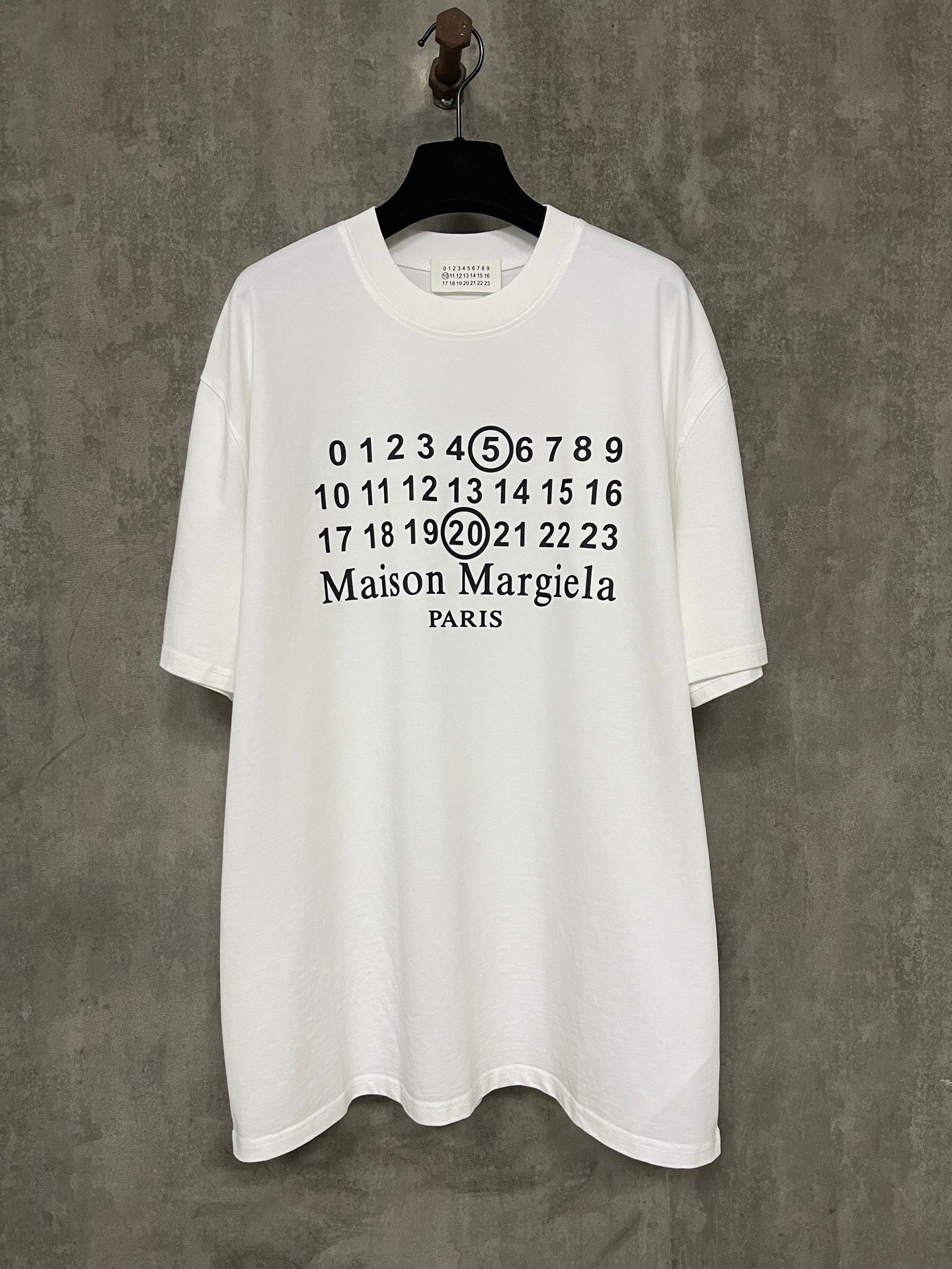 LuxluxHouse Best Quality Clothes T-shirt Chanel & Maison Margiela