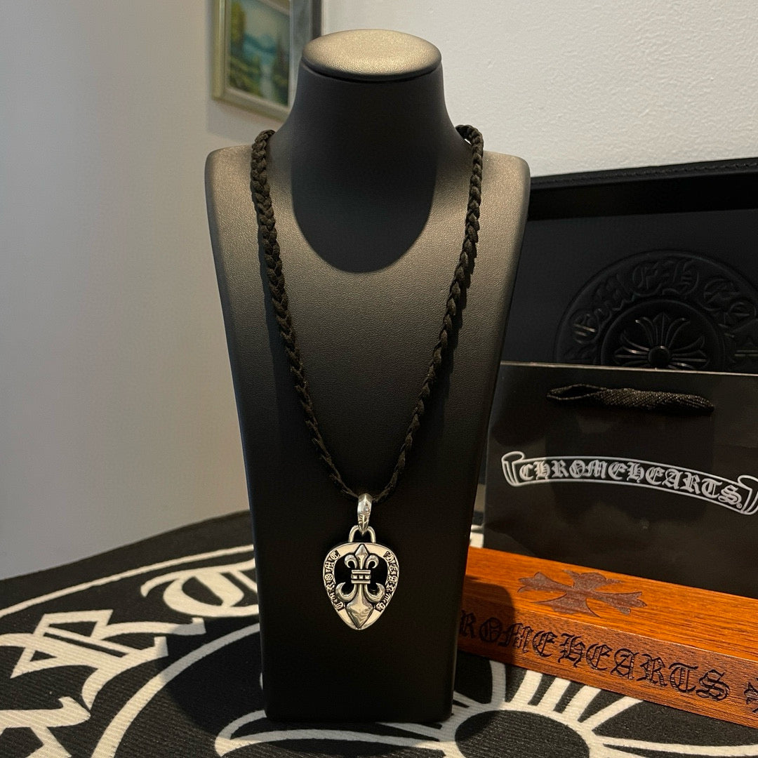LuxluxHouse Best Quality Accessories Necklace Chrome Hearts