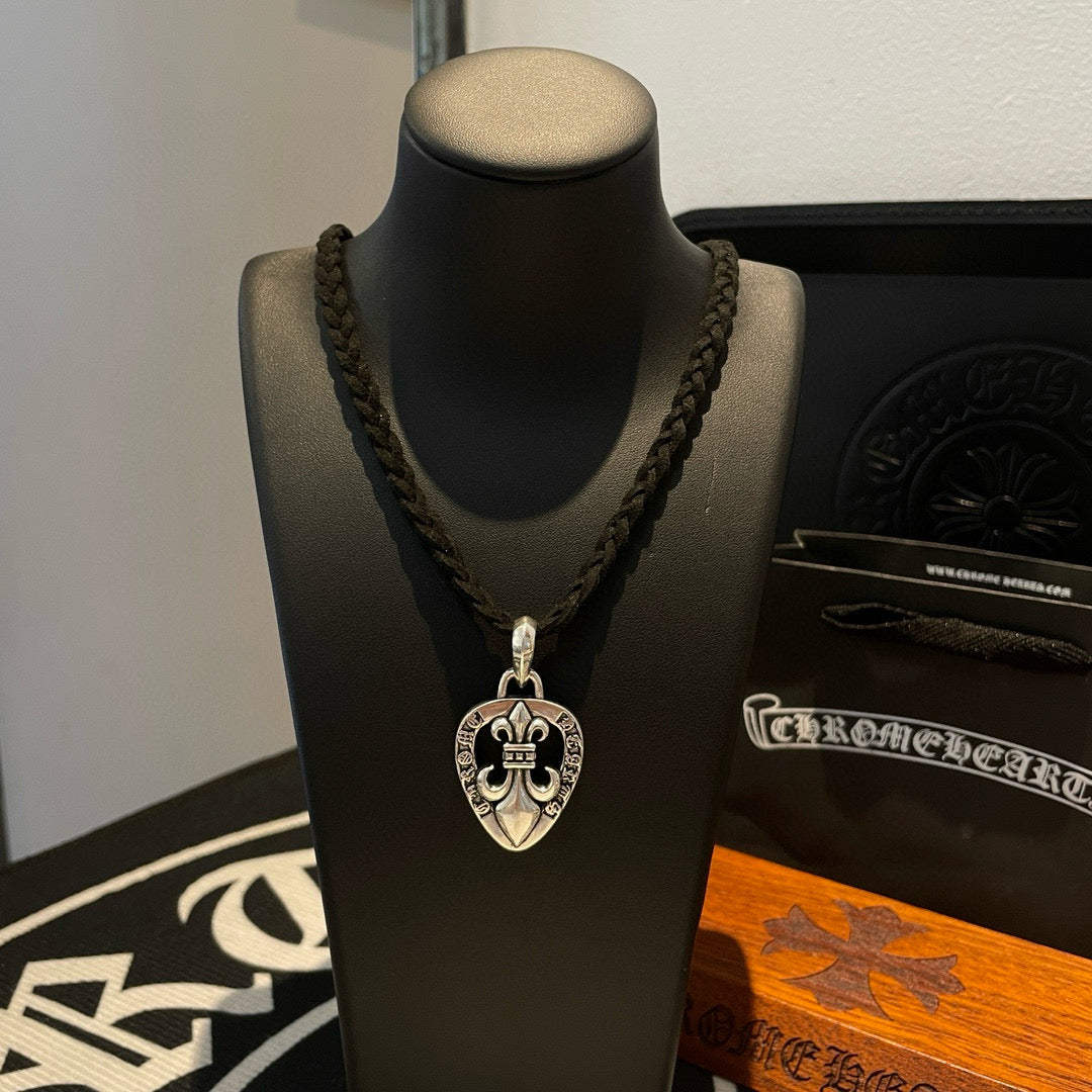 LuxluxHouse Best Quality Accessories Necklace Chrome Hearts