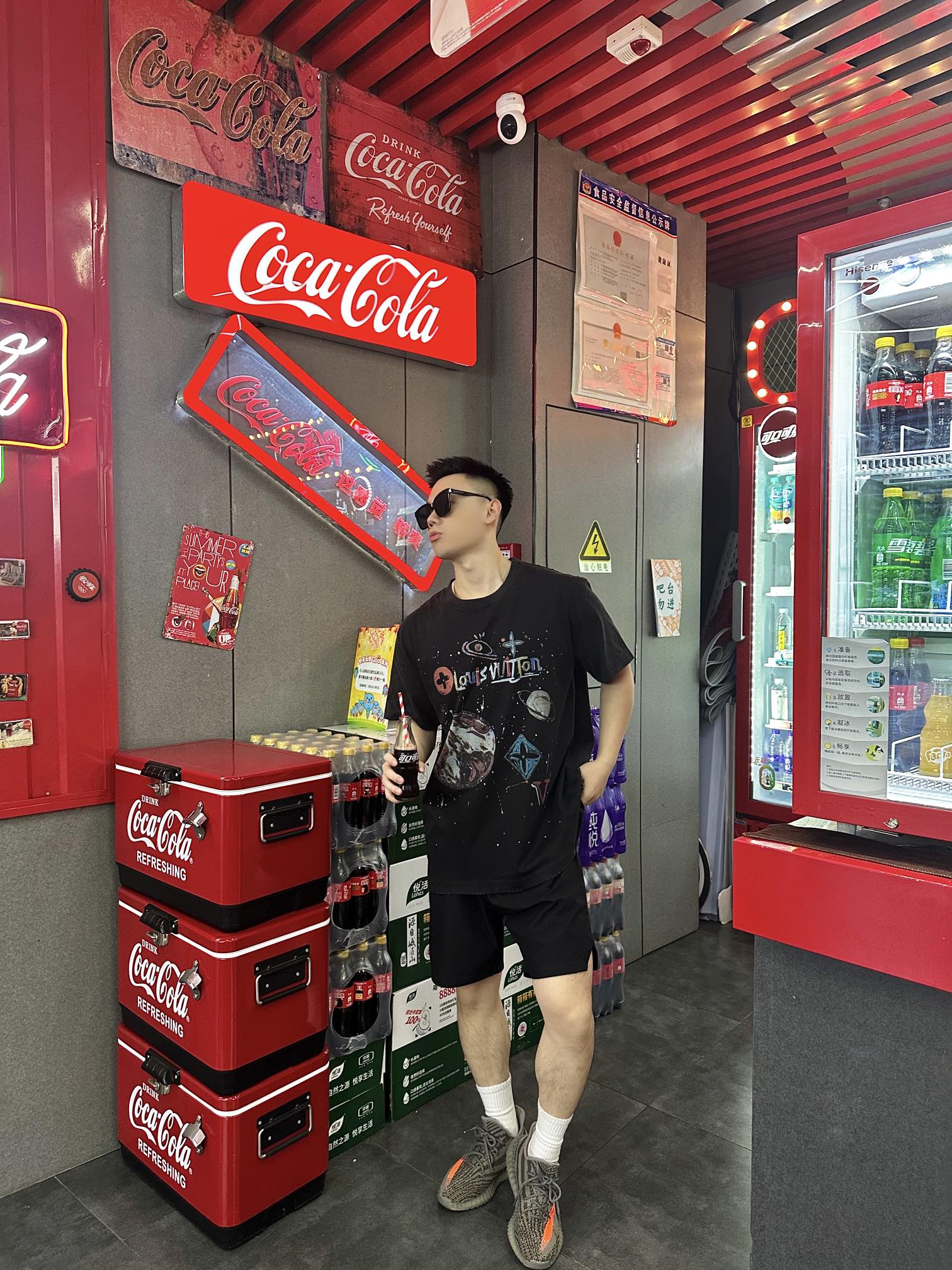 LuxluxHouse Best Quality Clothes T-shirt Louis Vuitton