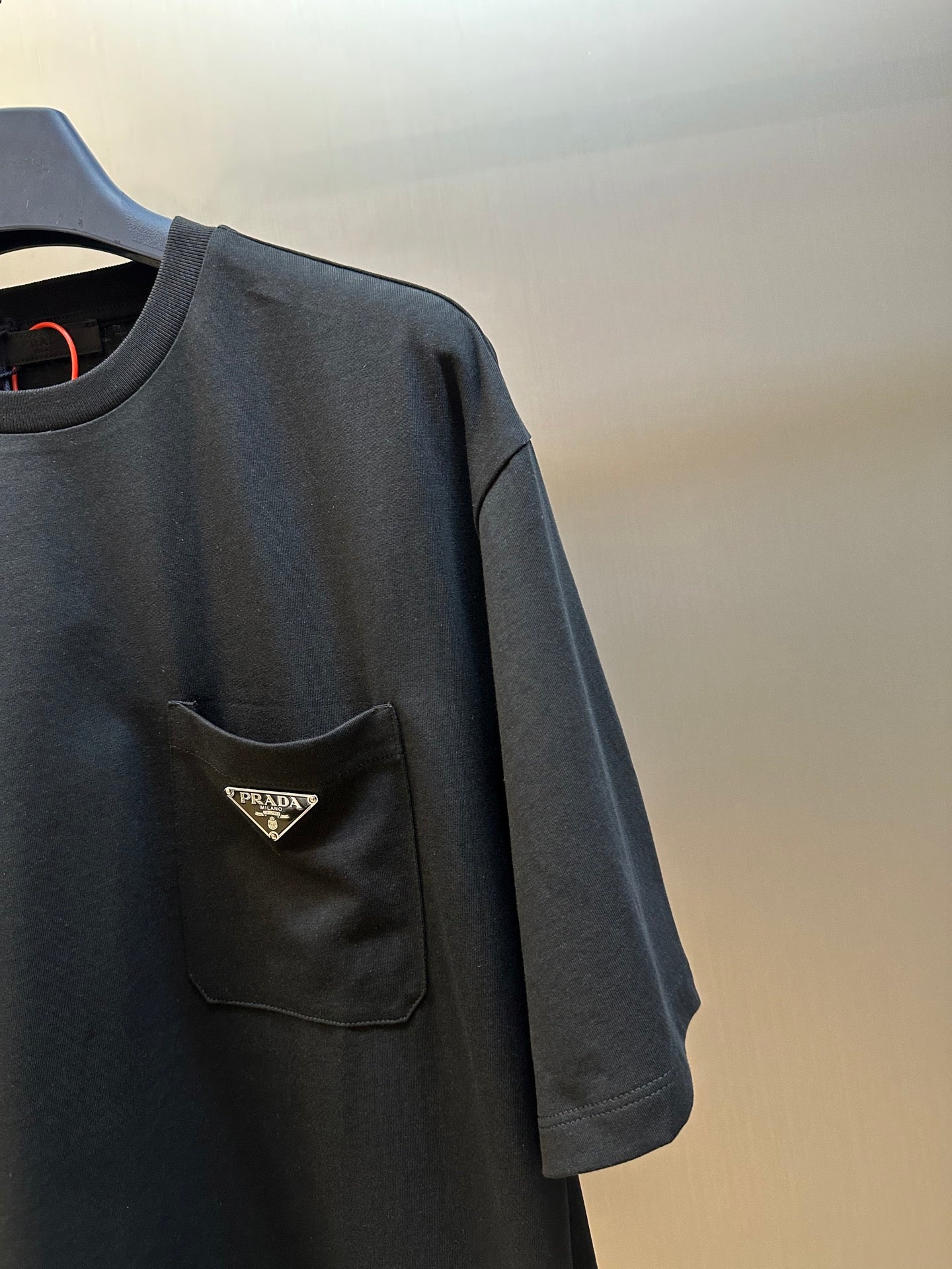 LuxluxHouse Best Quality Clothes T-shirt Prada