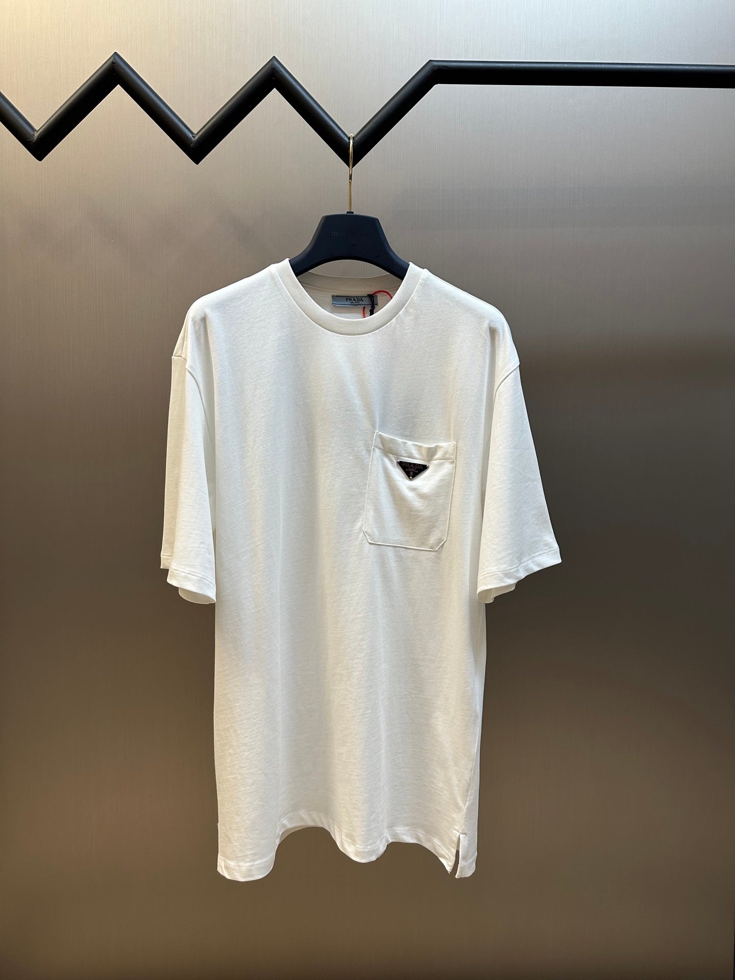 LuxluxHouse Best Quality Clothes T-shirt Prada