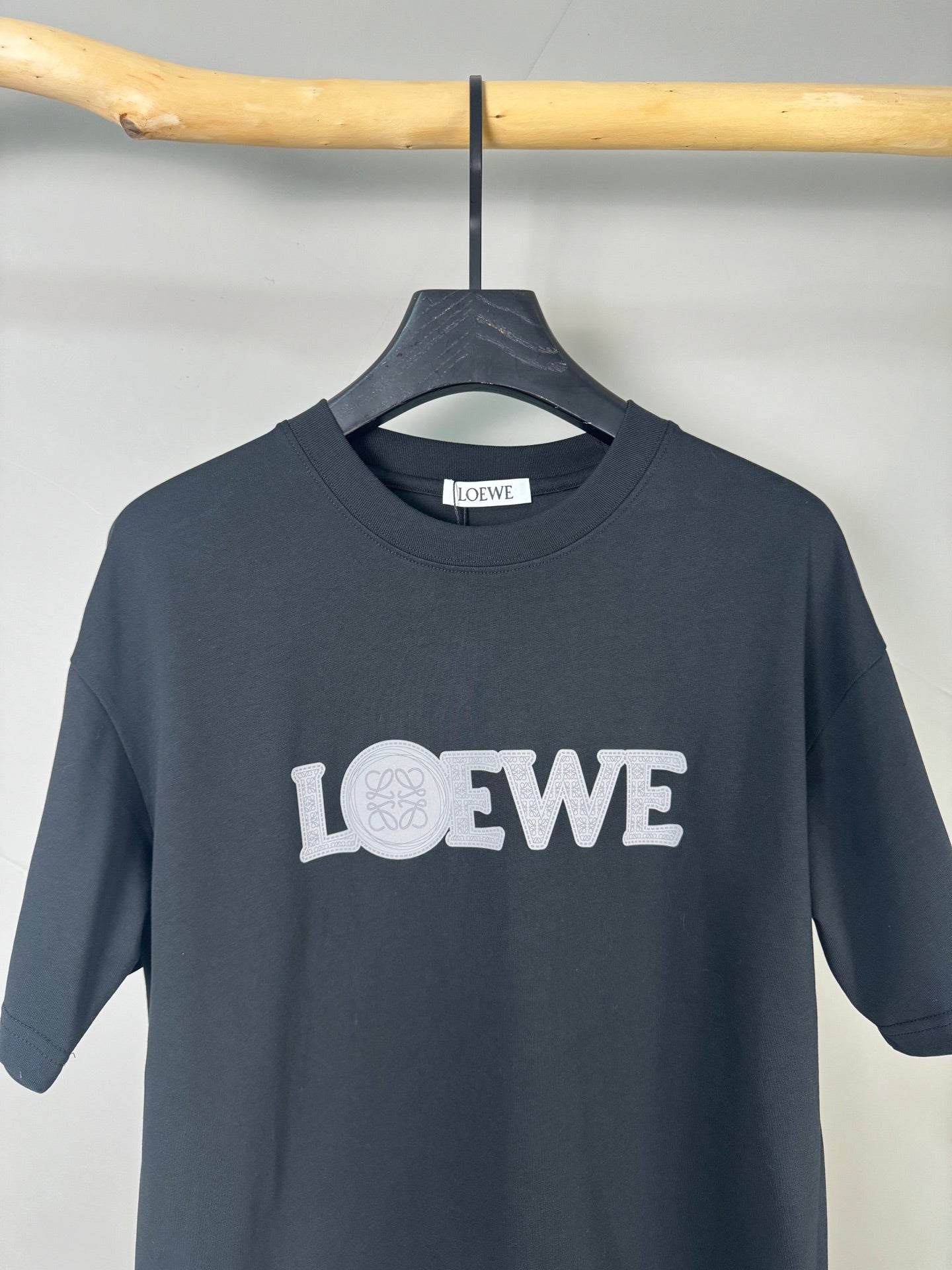 LuxluxHouse Best Quality Clothes T-shirt Loewe
