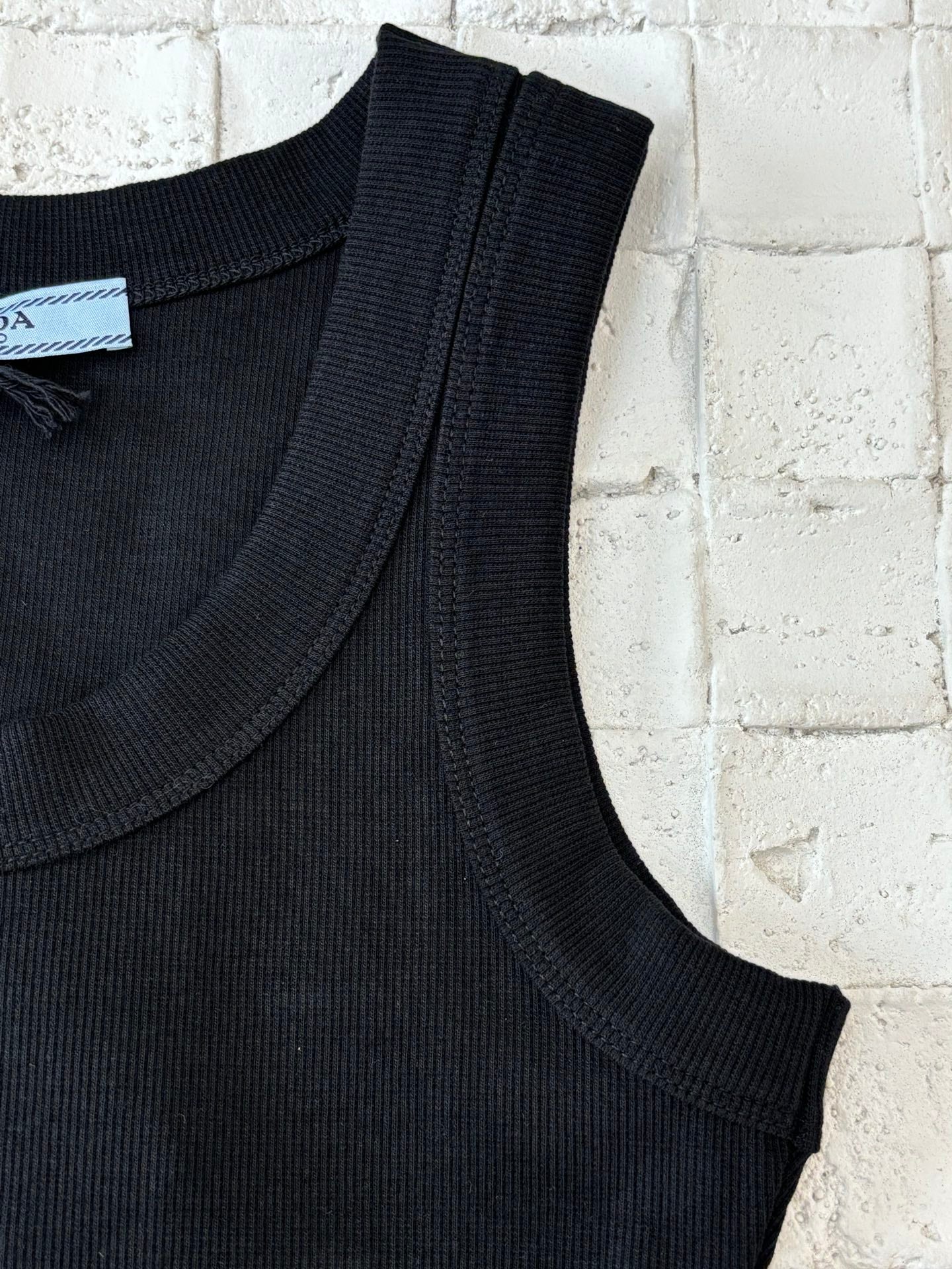 LuxluxHouse Best Quality Clothes T-shirt Prada