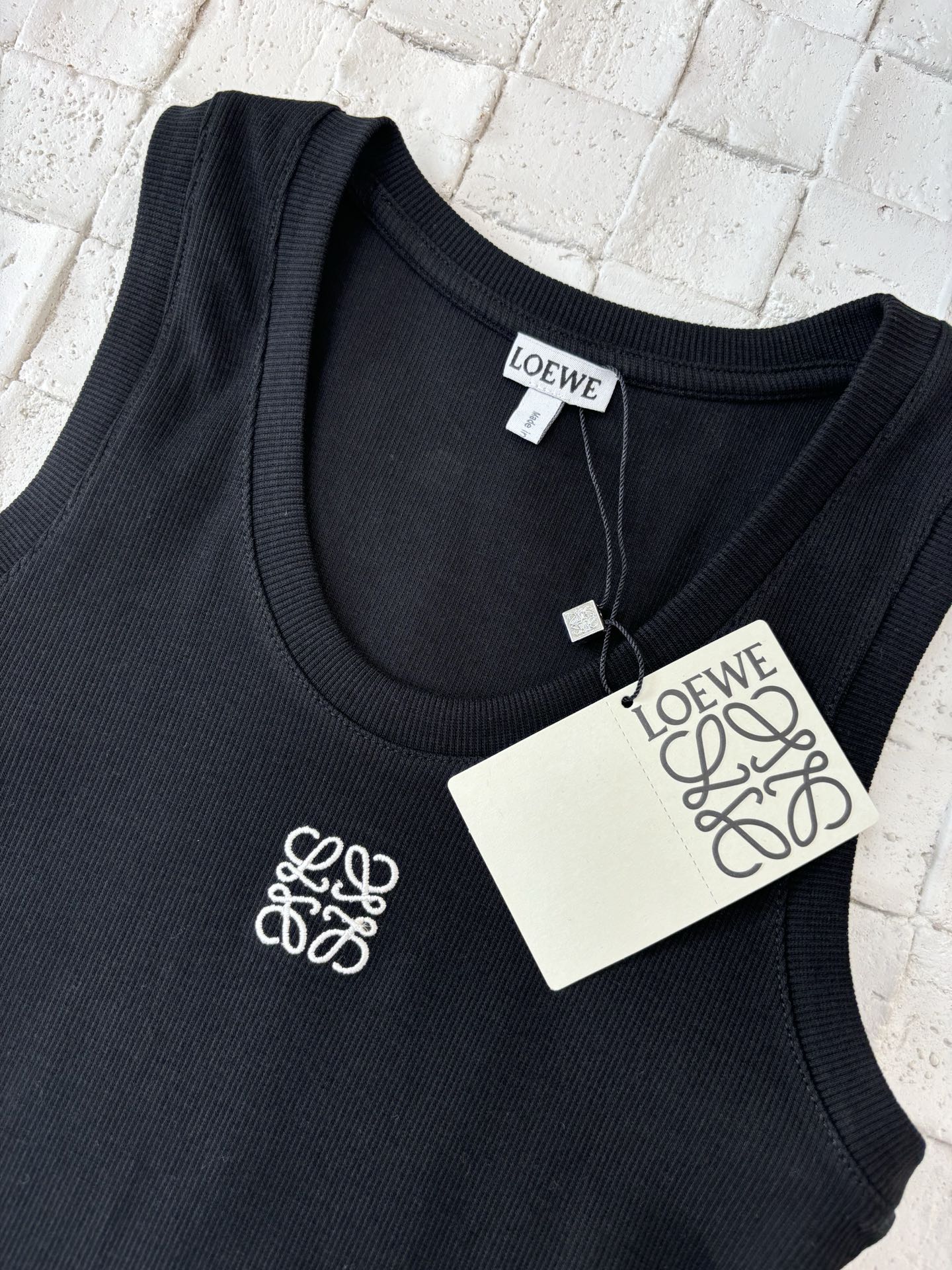 LuxluxHouse Best Quality Clothes T-shirt Loewe