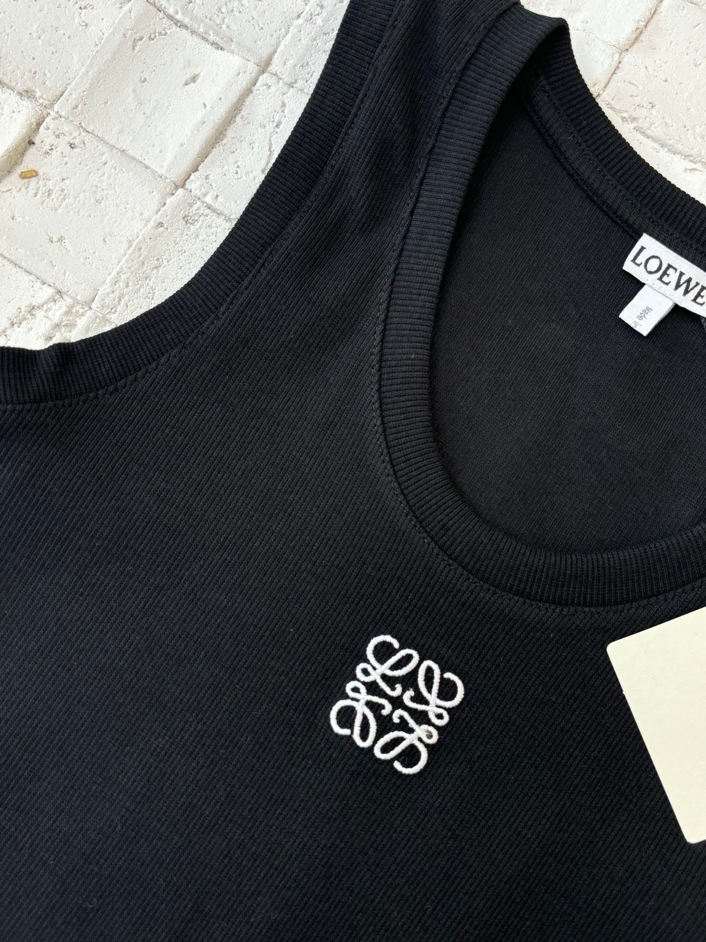 LuxluxHouse Best Quality Clothes T-shirt Loewe