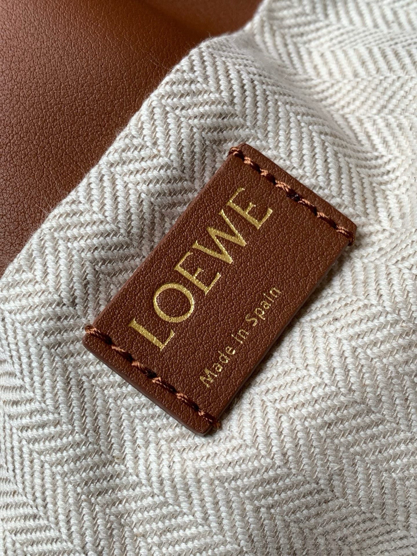 LuxluxHouse Best Quality Bags Loewe