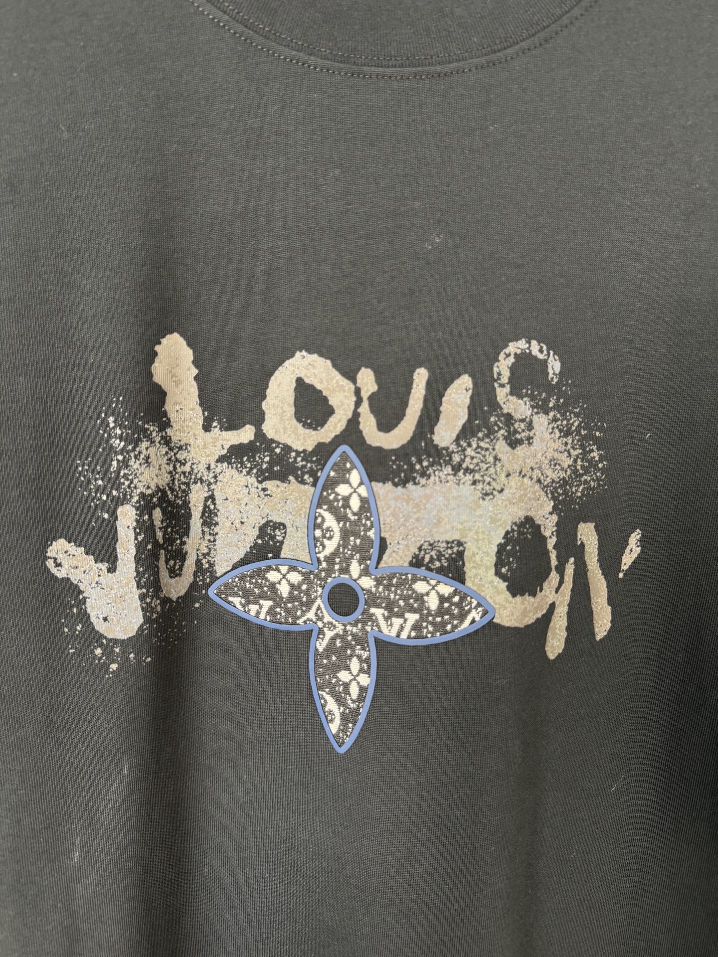 LuxluxHouse Best Quality Clothes T-shirt Louis Vuitton