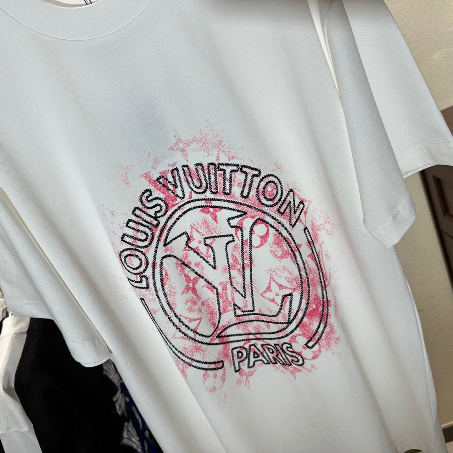 LuxluxHouse Best Quality Clothes T-shirt Louis Vuitton