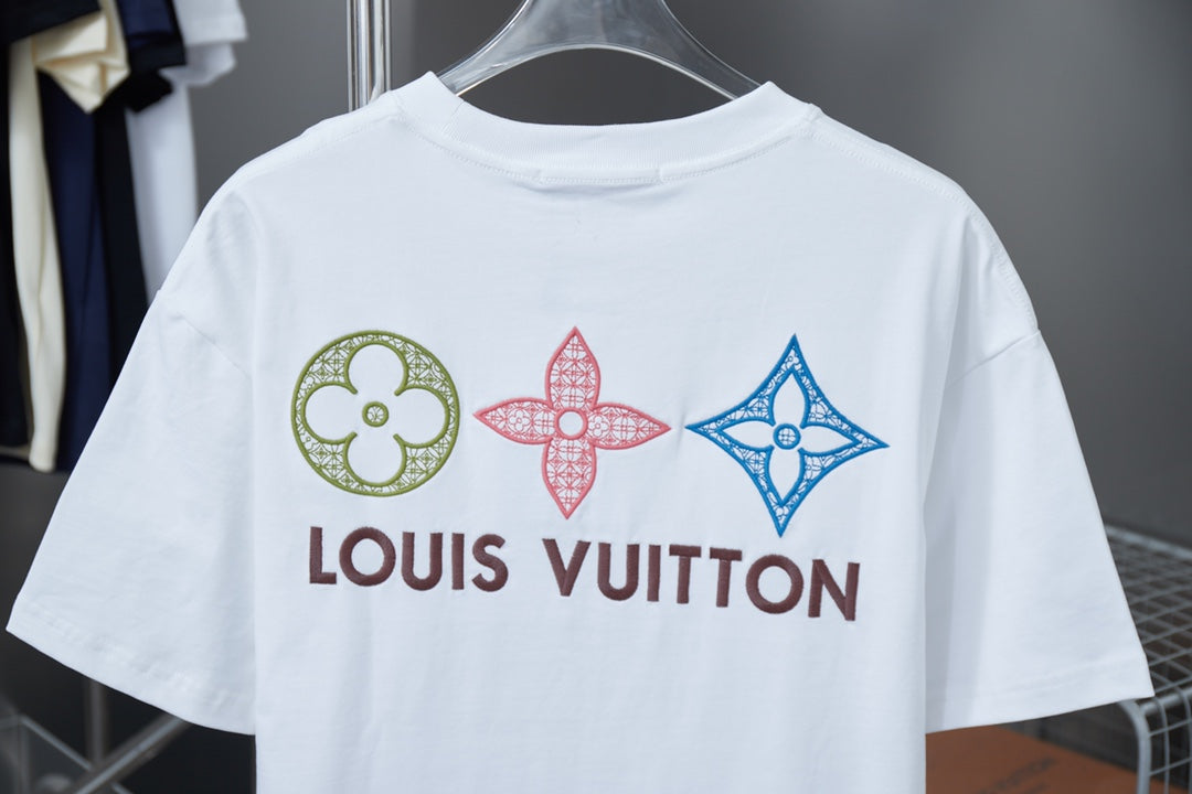 LuxluxHouse Best Quality Clothes T-shirt Louis Vuitton