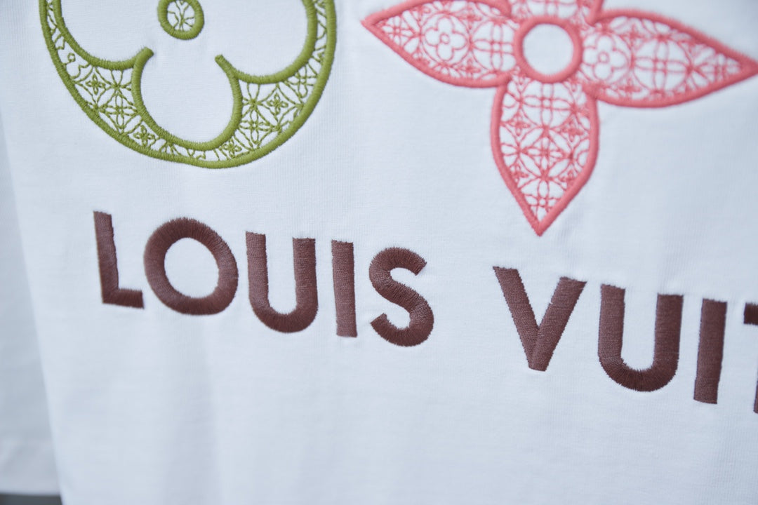 LuxluxHouse Best Quality Clothes T-shirt Louis Vuitton