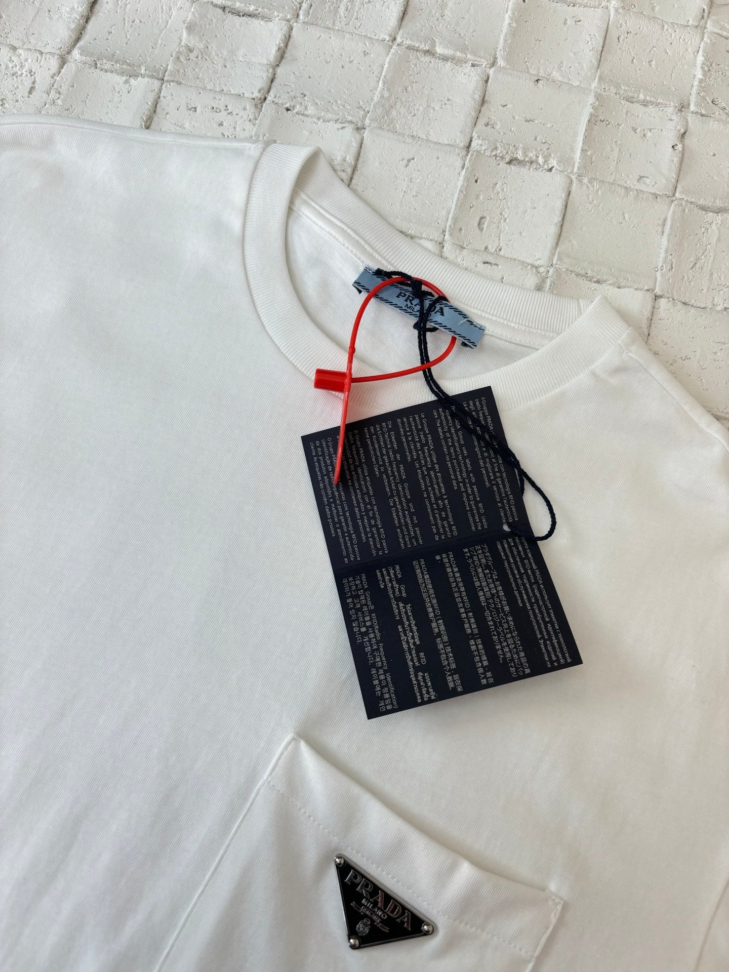 LuxluxHouse Best Quality Clothes T-shirt Prada