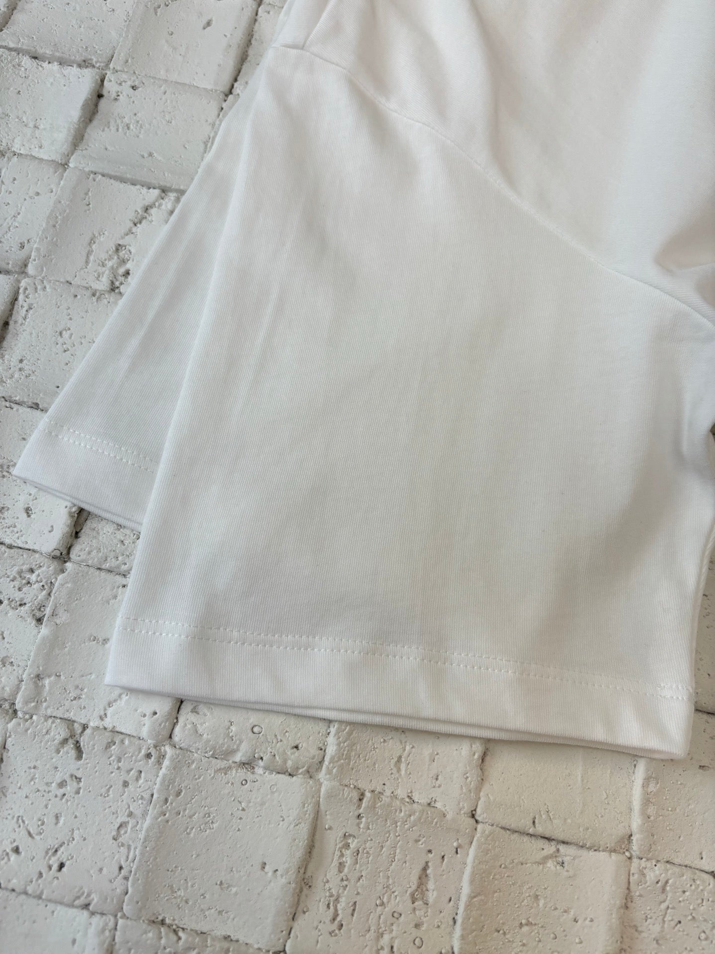 LuxluxHouse Best Quality Clothes T-shirt Prada