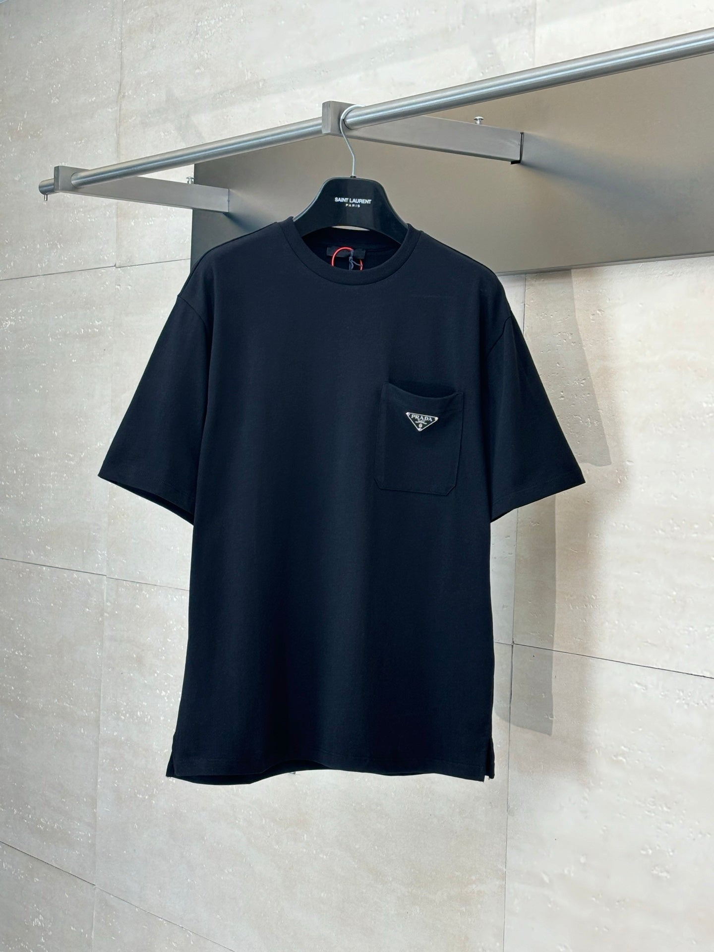 LuxluxHouse Best Quality Clothes T-shirt Prada