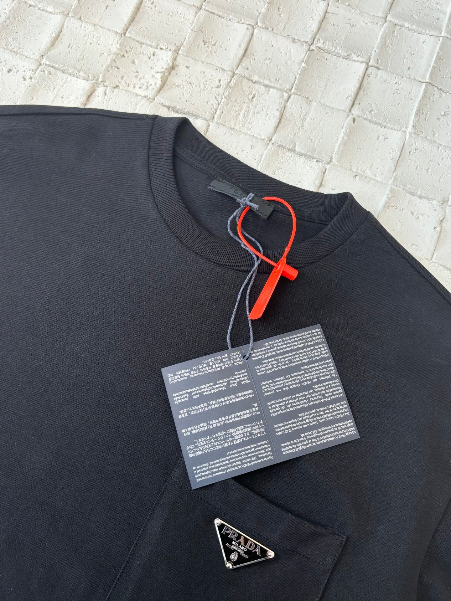 LuxluxHouse Best Quality Clothes T-shirt Prada