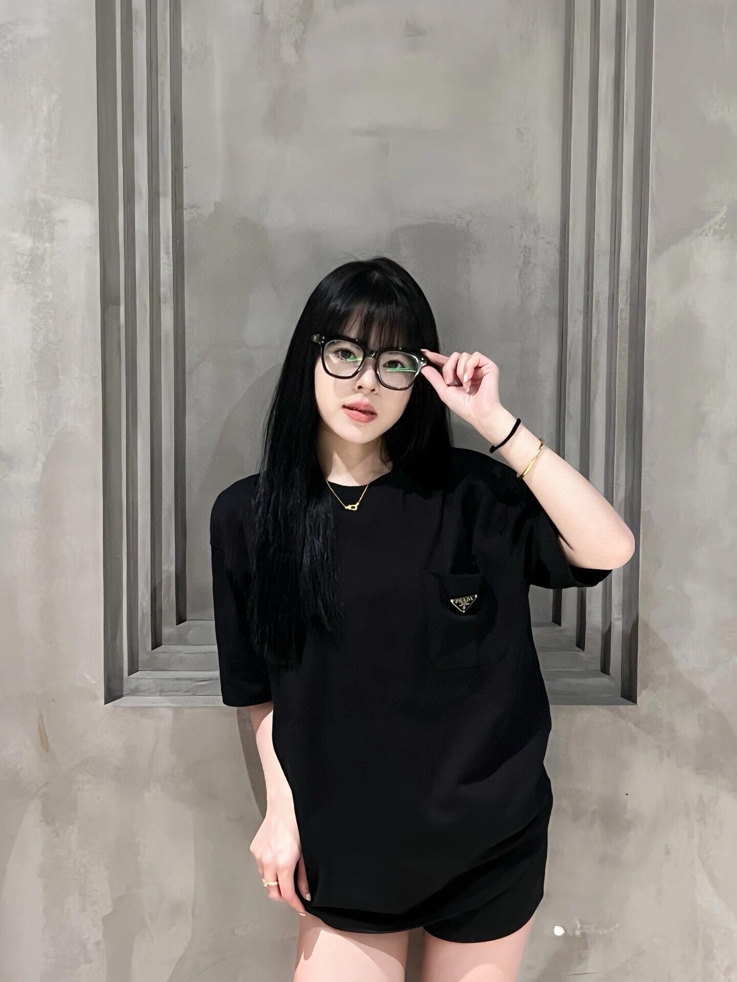 LuxluxHouse Best Quality Clothes T-shirt Prada