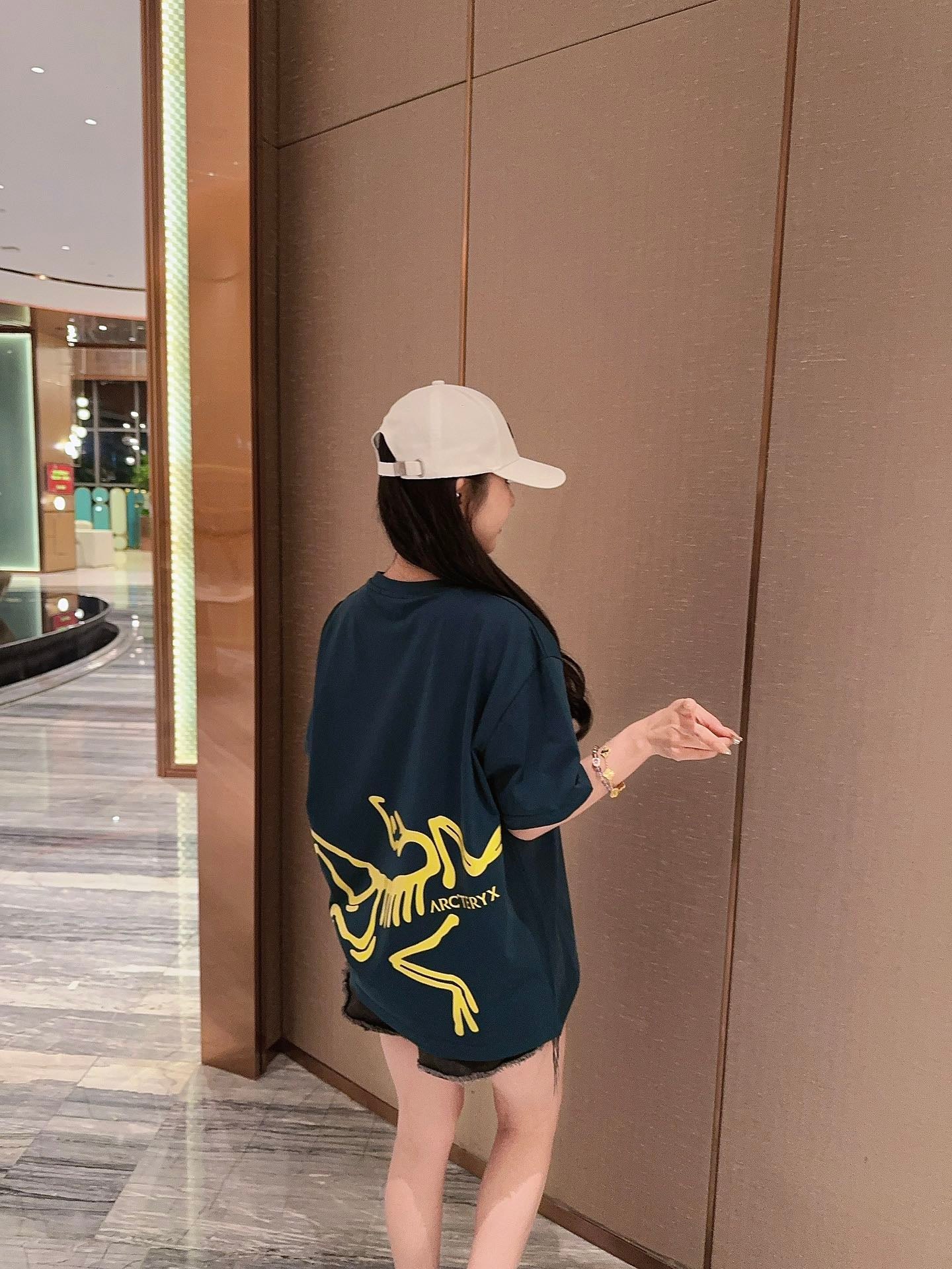 LuxluxHouse Best Quality Clothes T-shirt Arcteryx