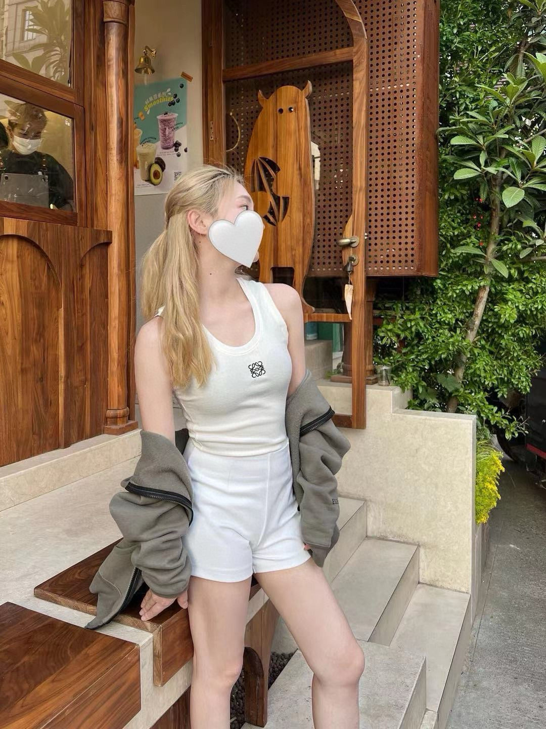 LuxluxHouse Best Quality Clothes T-shirt Loewe