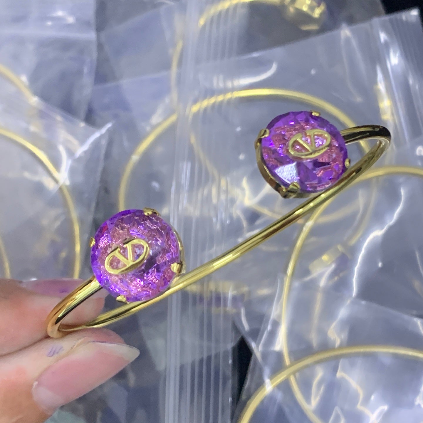 LuxluxHouse Low Price And High Quality Accessories Valentino