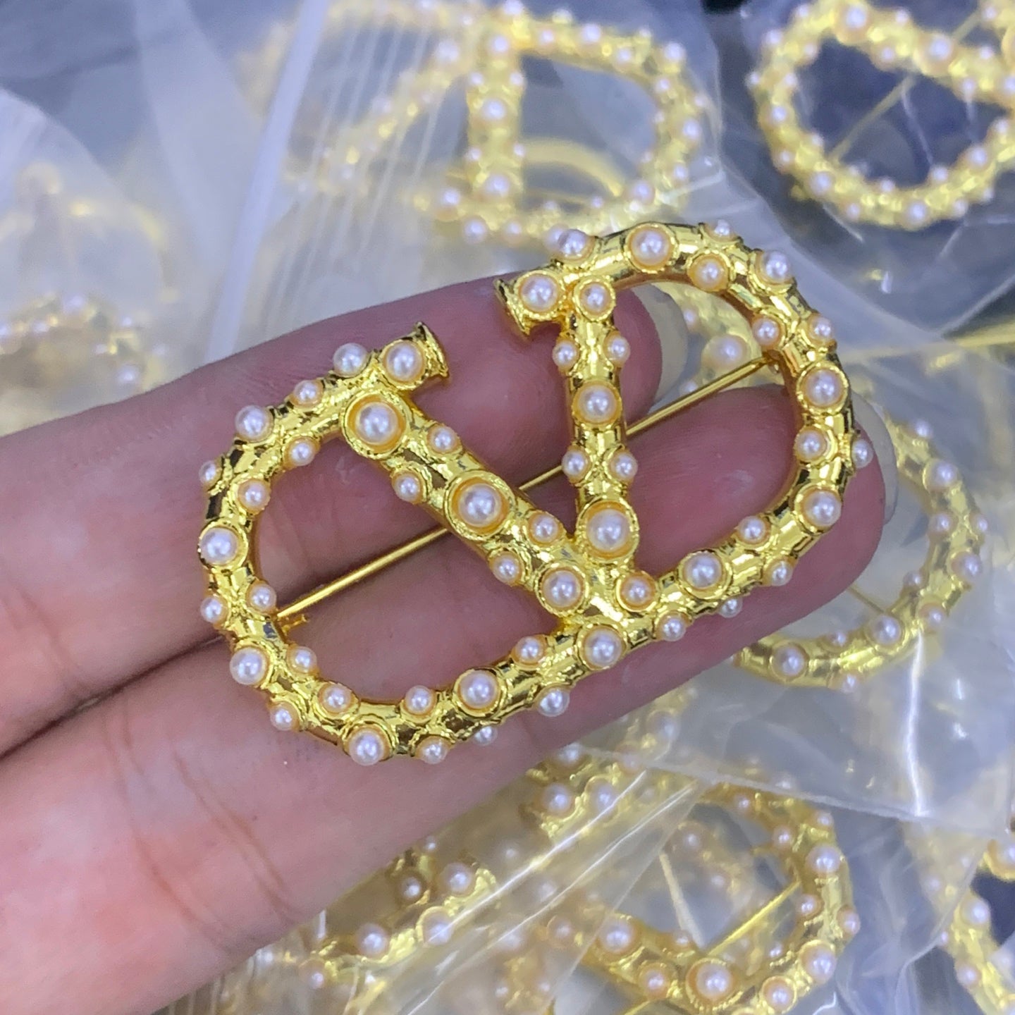 LuxluxHouse Low Price And High Quality Accessories Valentino