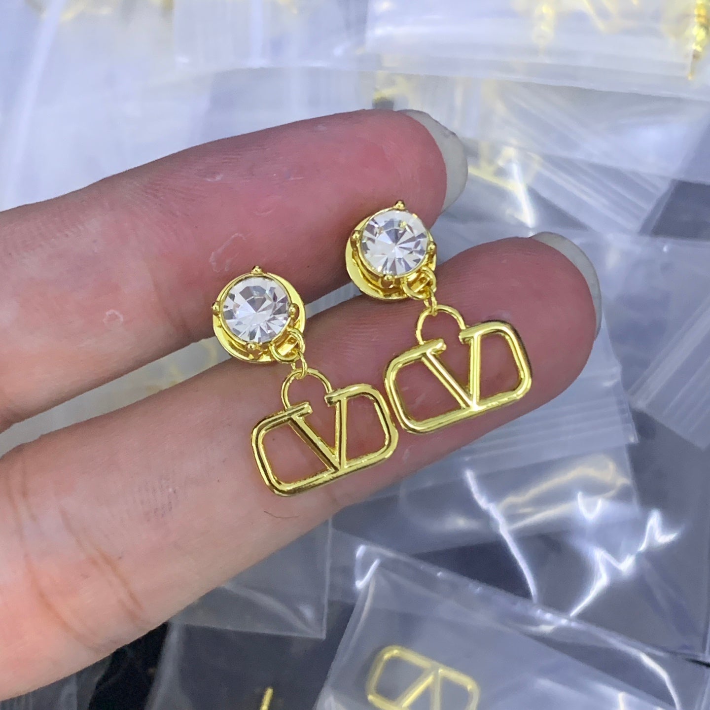 LuxluxHouse Low Price And High Quality Accessories Valentino