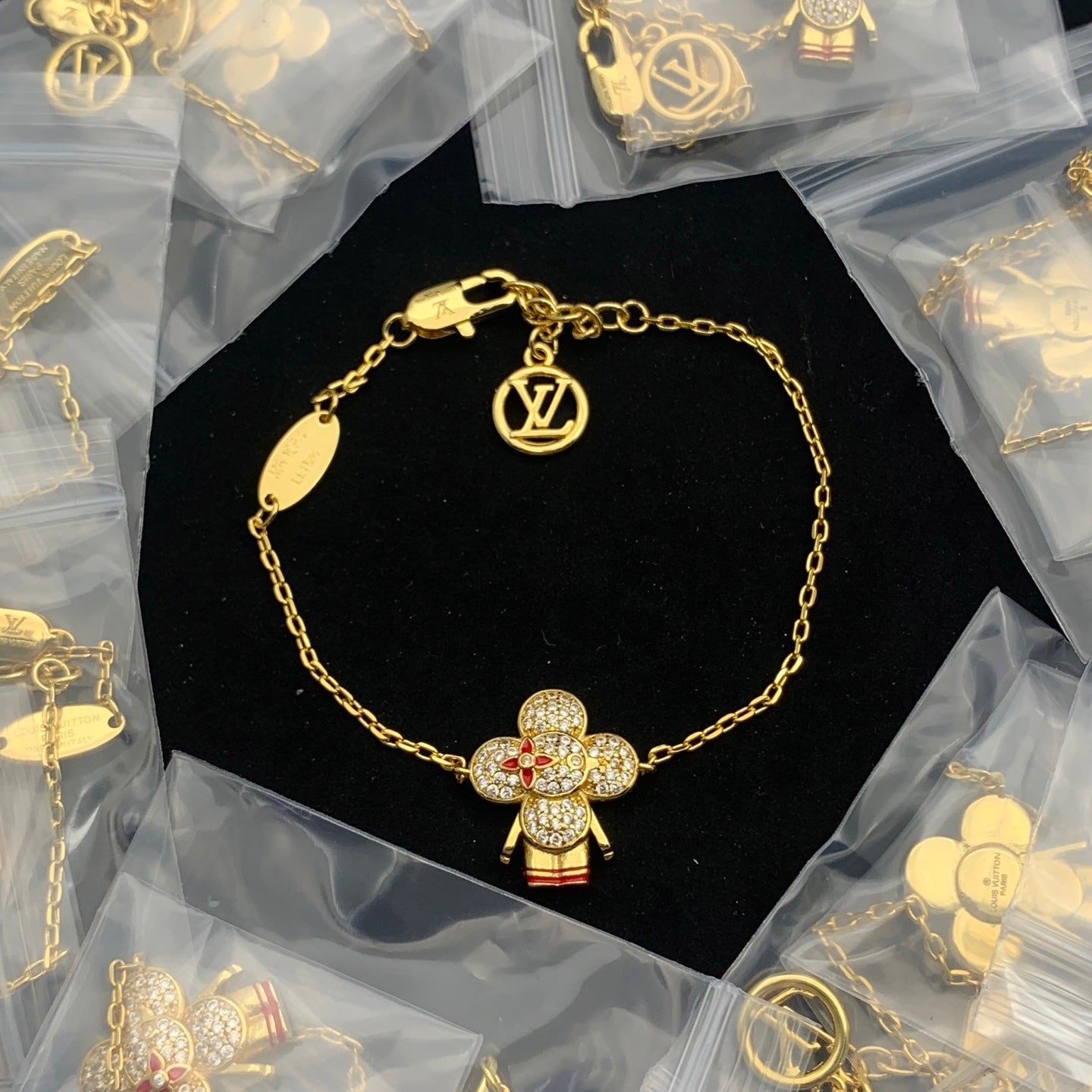 LuxluxHouse Low Price And High Quality Accessories Louis Vuitton