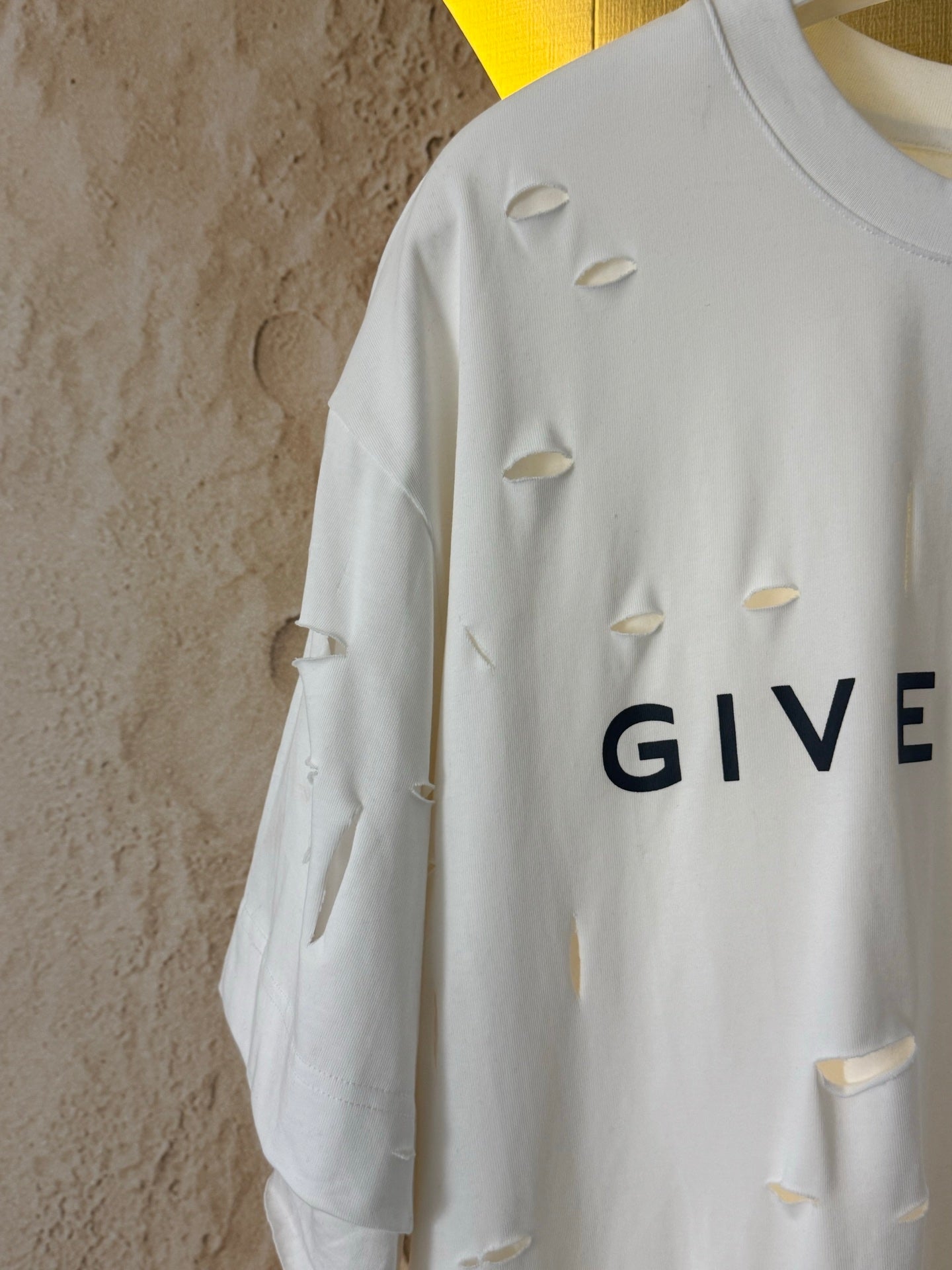 LuxluxHouse Best Quality Clothes Givenchy T-shirt