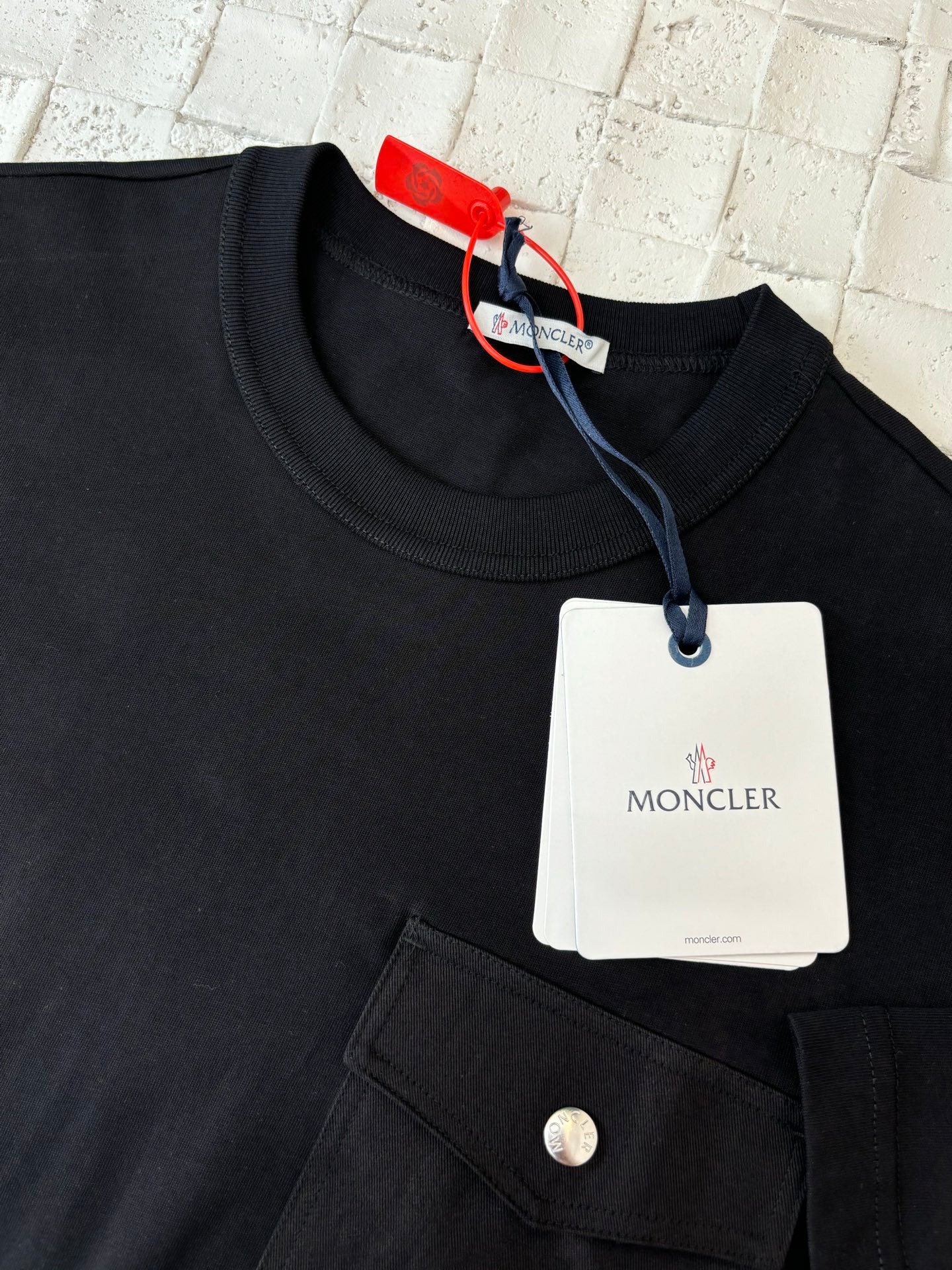 LuxluxHouse Best Quality Clothes T-shirt Moncler
