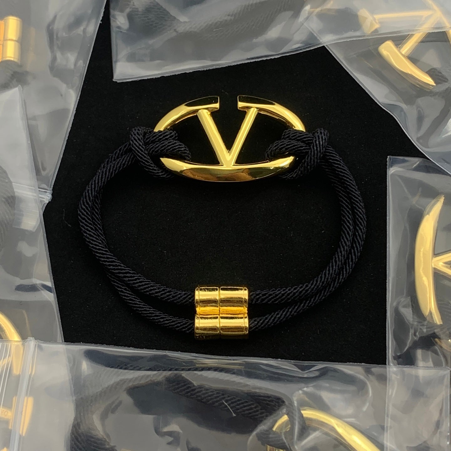 LuxluxHouse Low Price And High Quality Accessories Valentino